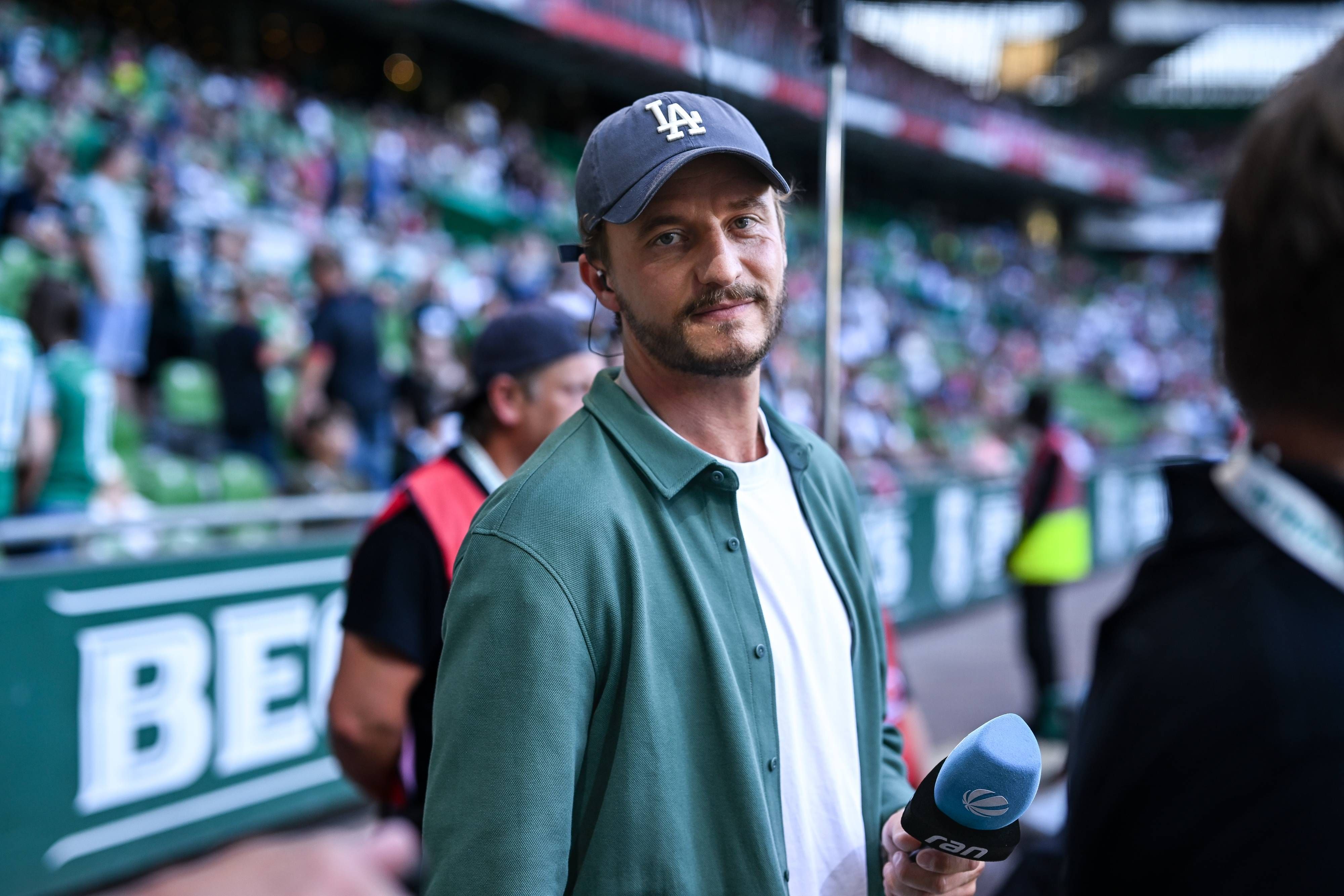 Tommi Schmitt, hier am 18. August 2023 beim Bundesliga-Eröffnungsspiel zwischen Werder Bremen und dem FC Bayern München.
