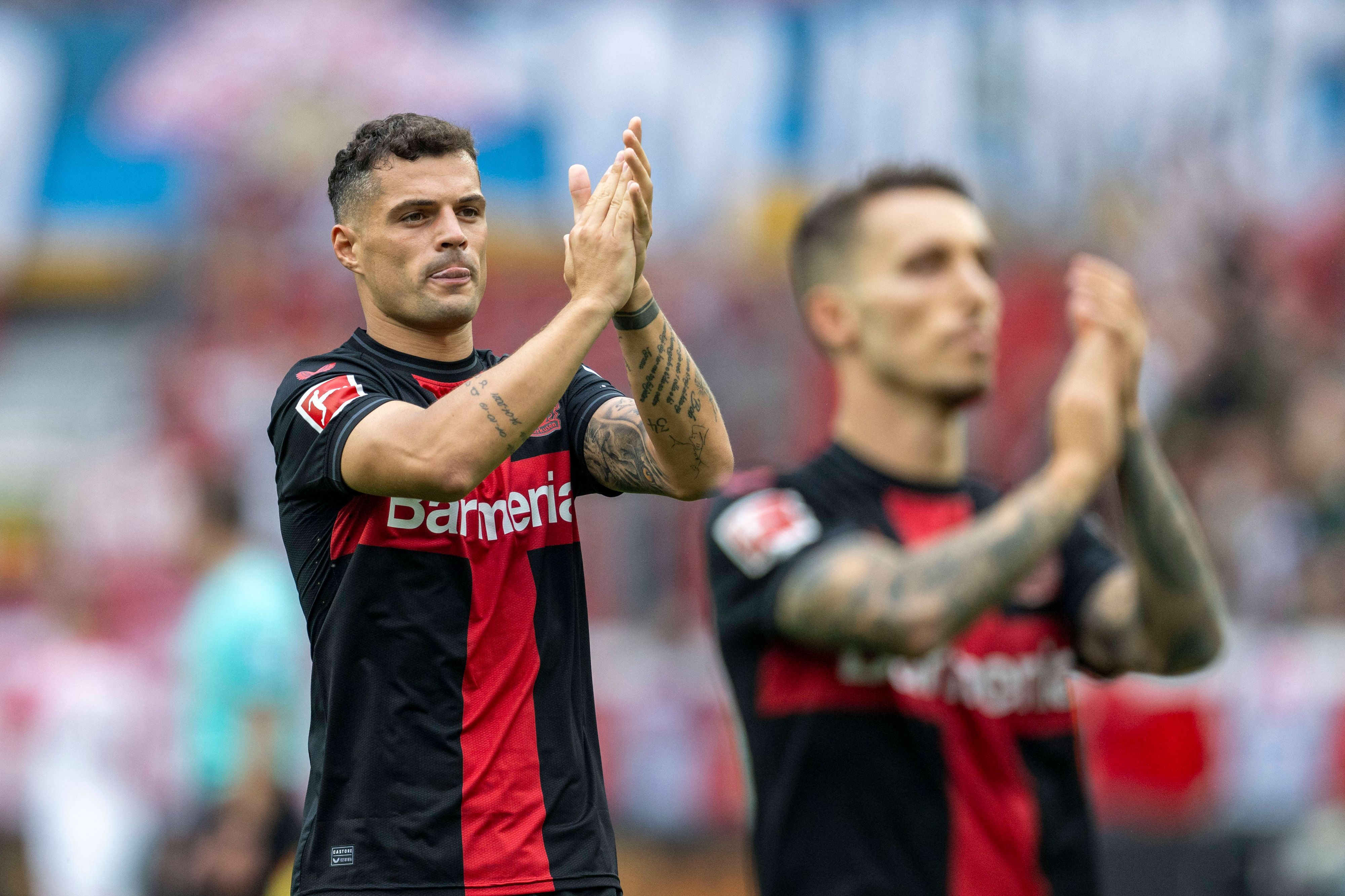 Granit Xhaka, Ex-Spieler von Borussia Mönchengladbach, hier am 19. August 2023 beim Spiel zwischen Bayer 04 Leverkusen und RB Leipzig, kehrt am Samstag (26. August) mit seinem neuen Team in den Borussia-Park zurück.