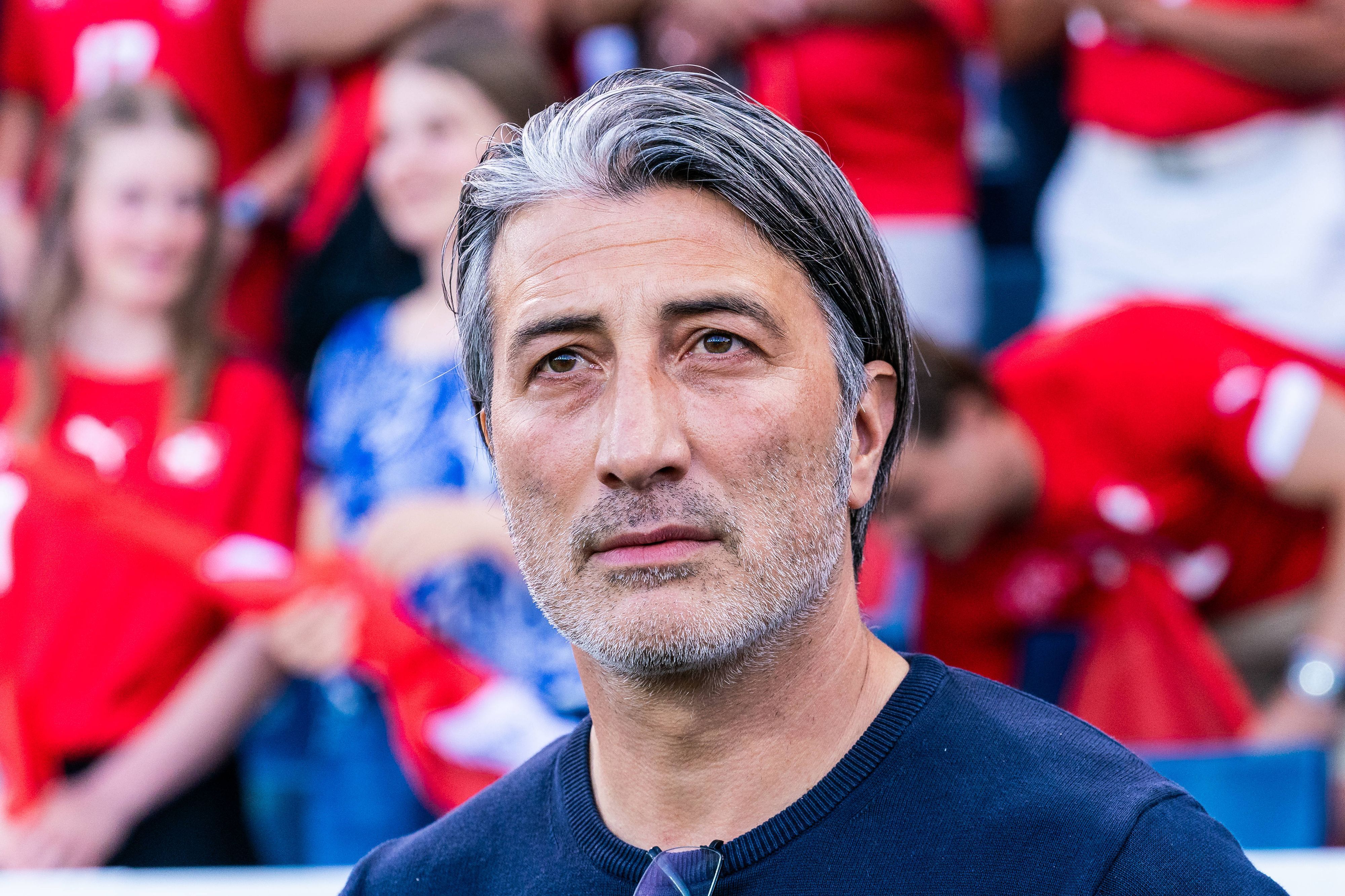 Murat Yakin, Nationaltrainer der Schweiz, hier am 19. Juni 2023 beim EM-Qualifikationsspiel zwischen der Schweiz und Rumänien in Luzern.