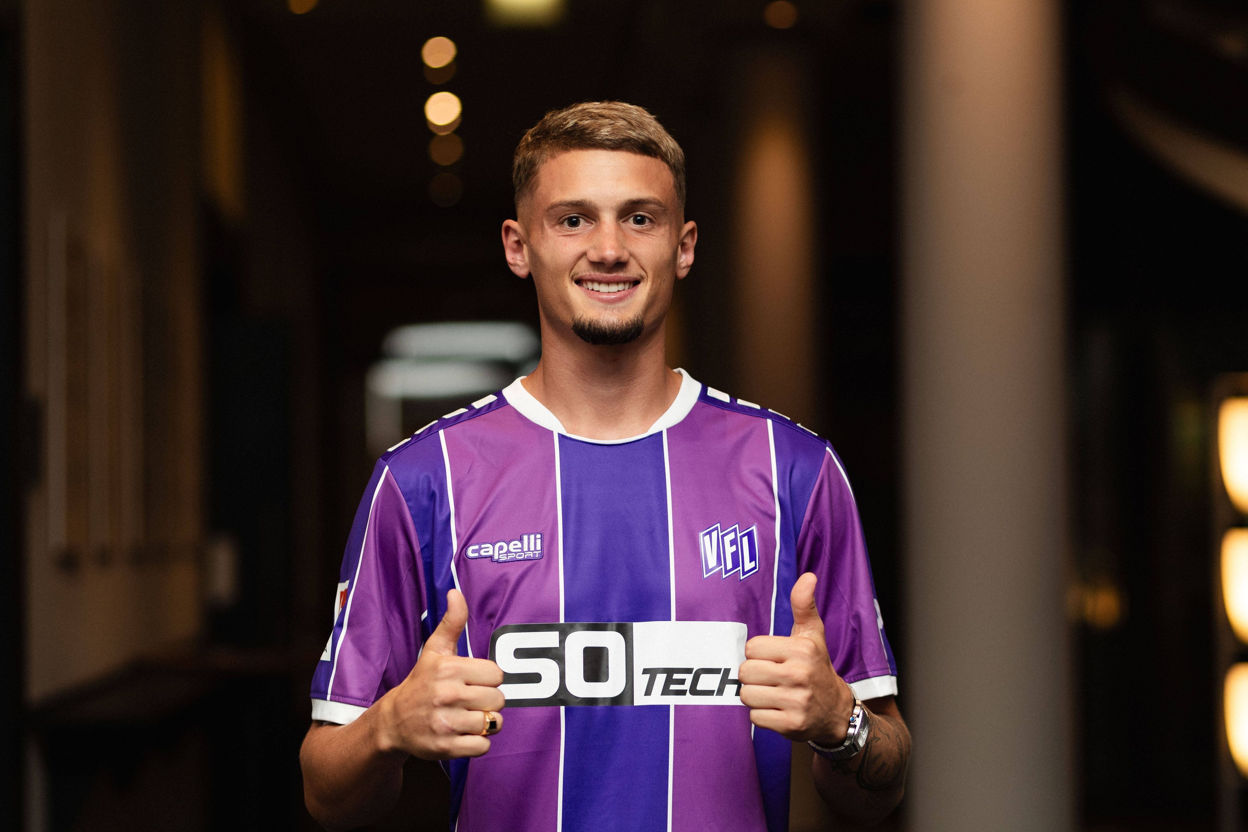 Michael Cuisance, ehemals Spieler von Borussia Mönchengladbach, wird vom FC Venedig an den VfL Osnabrück verliehen. Das Foto zeigt ihn am 1. September 2023 im Trikot seines neuen Klubs.