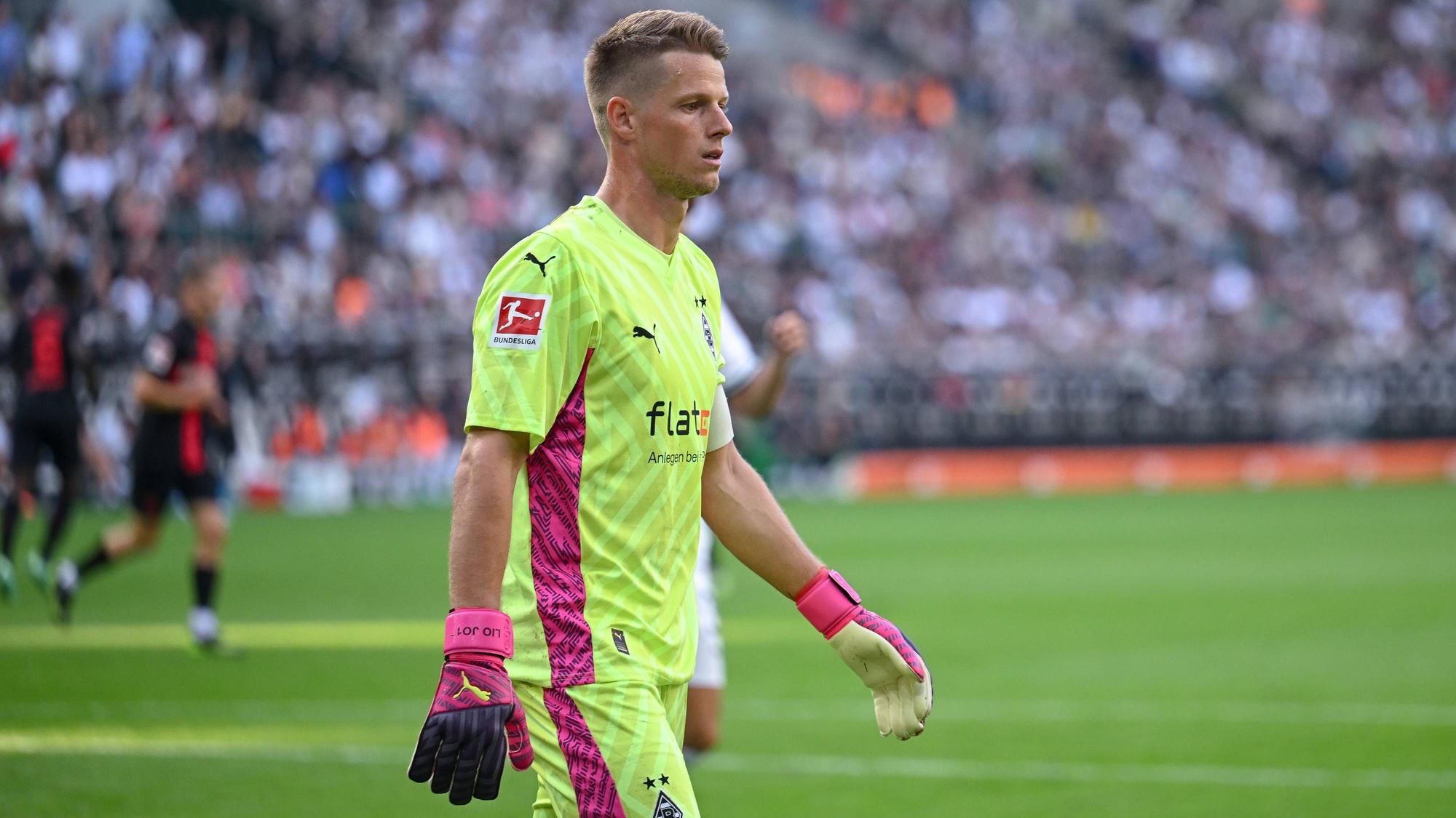 Jonas Omlin, Keeper von Borussia Mönchengladbach, hier am 26. August 2023 beim Bundesliga-Heimspiel gegen Bayer Leverkusen im Borussia-Park.