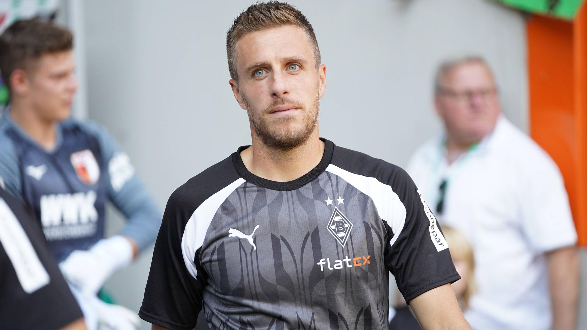 Patrick Herrmann von Borussia Mönchengladbach hier am 19. August 2023 im Rahmen des Bundesliga-Spiels beim FC Augsburg.