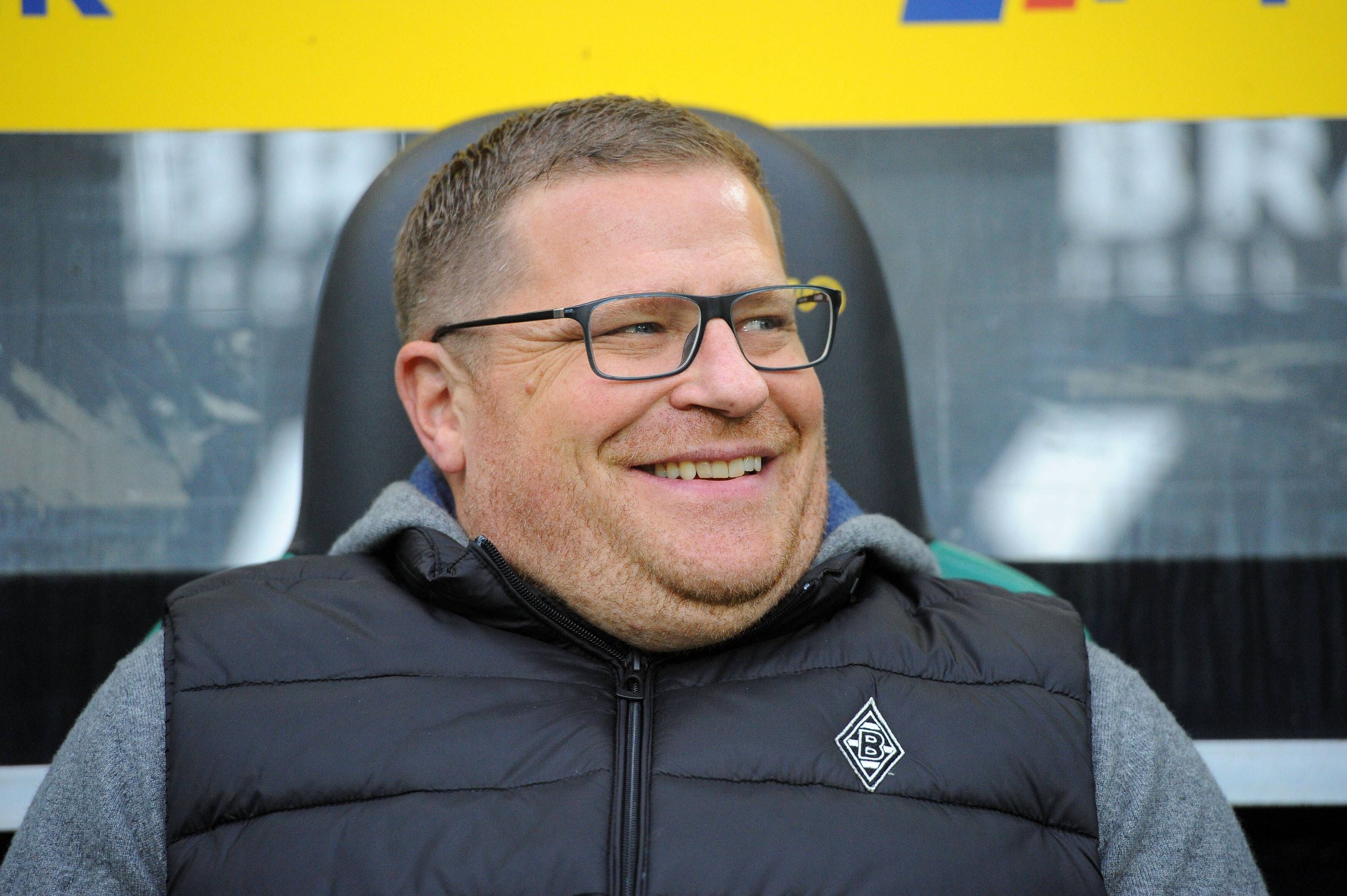 Max Eberl sitzt am 26. Januar 2019 aus der Bank von Borussia Mönchengladbach.