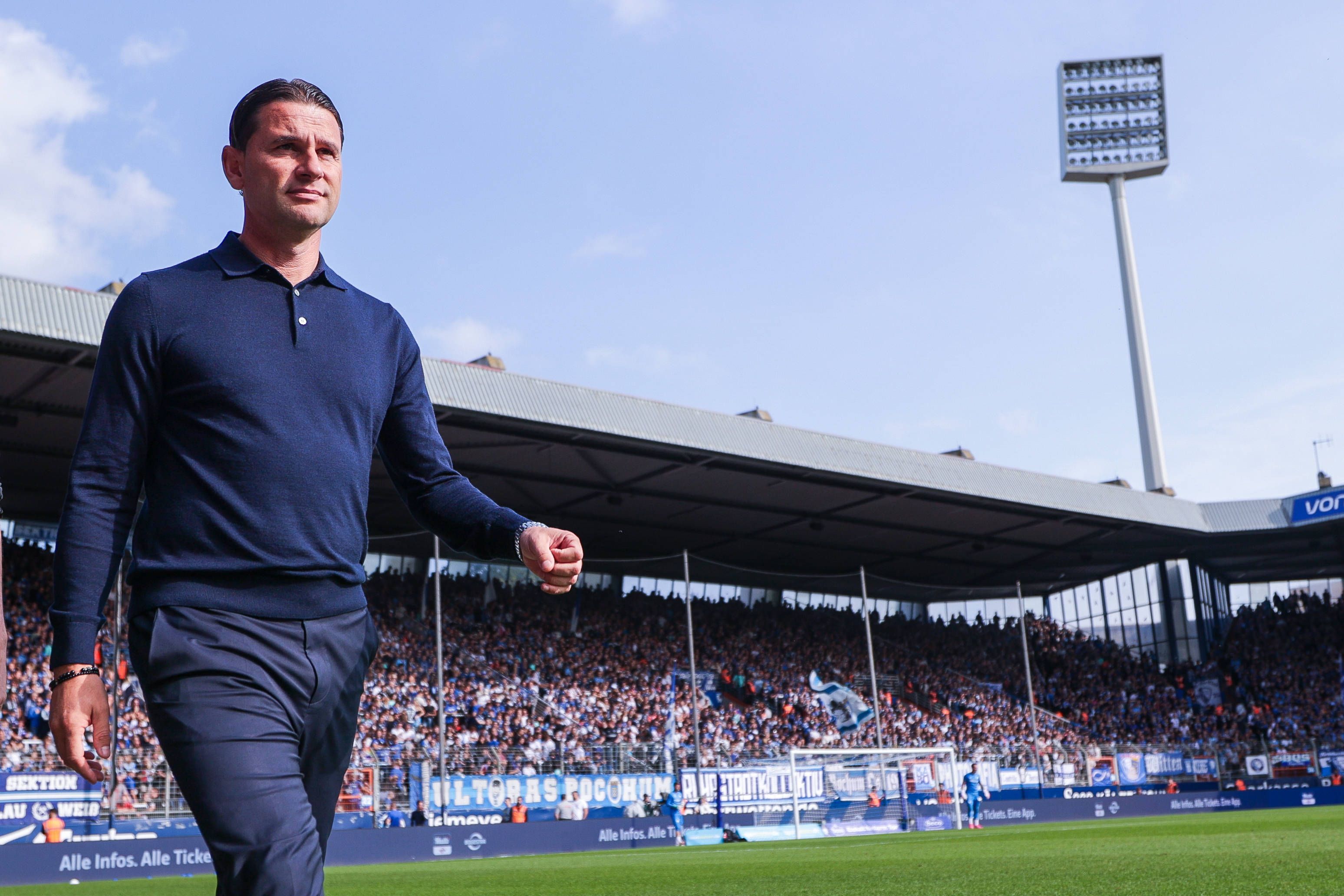 Gerardo Seoane beim Borussia-Spiel in Bochum.
