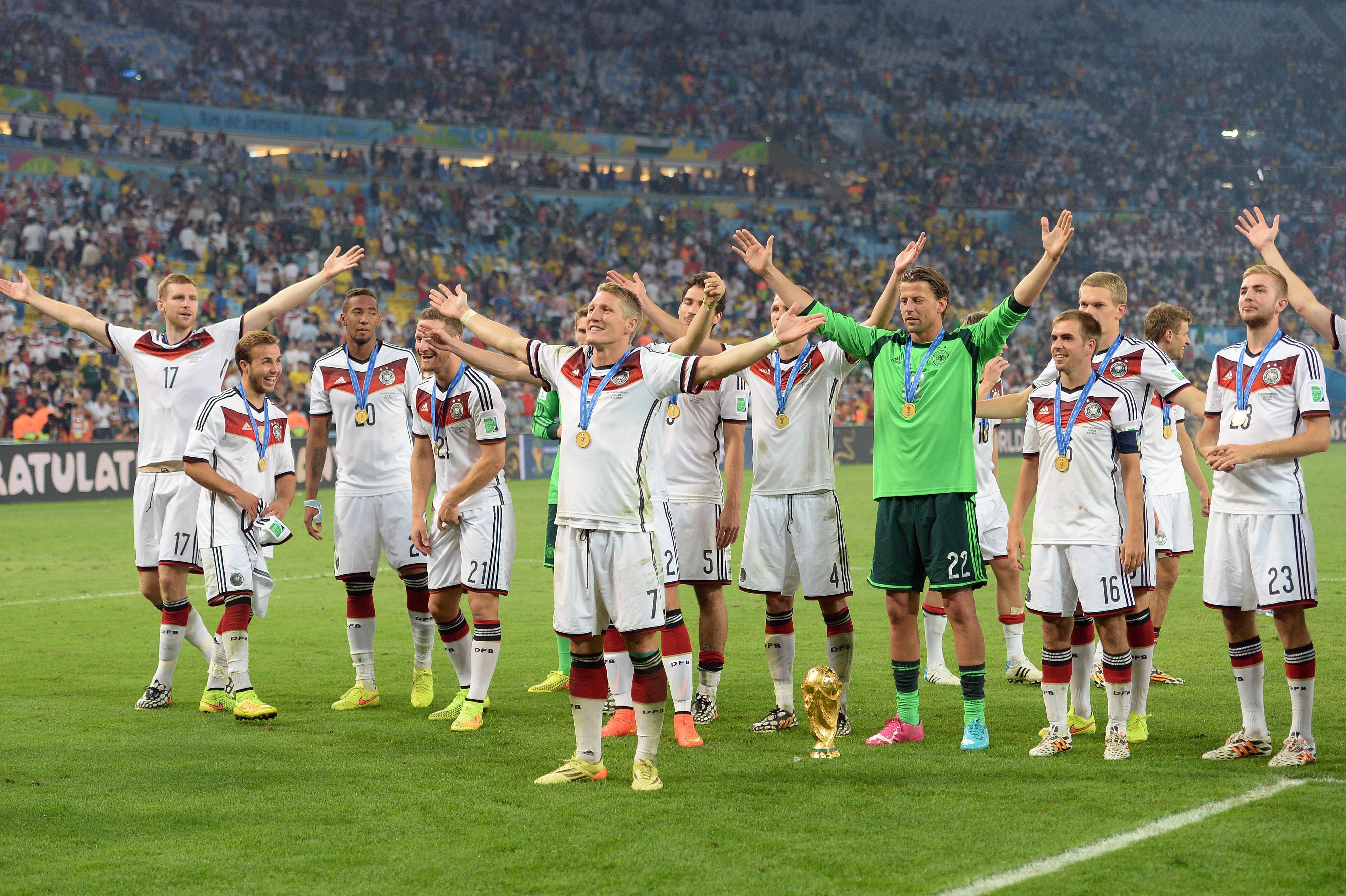 Die Weltmeister von 2014 feiern nach dem Finale.