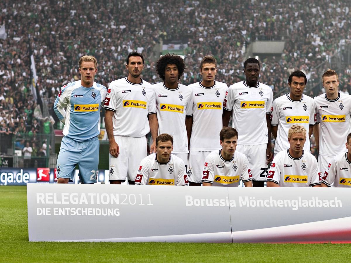 Die Borussia-Elf beim Hinspiel der Relegation.