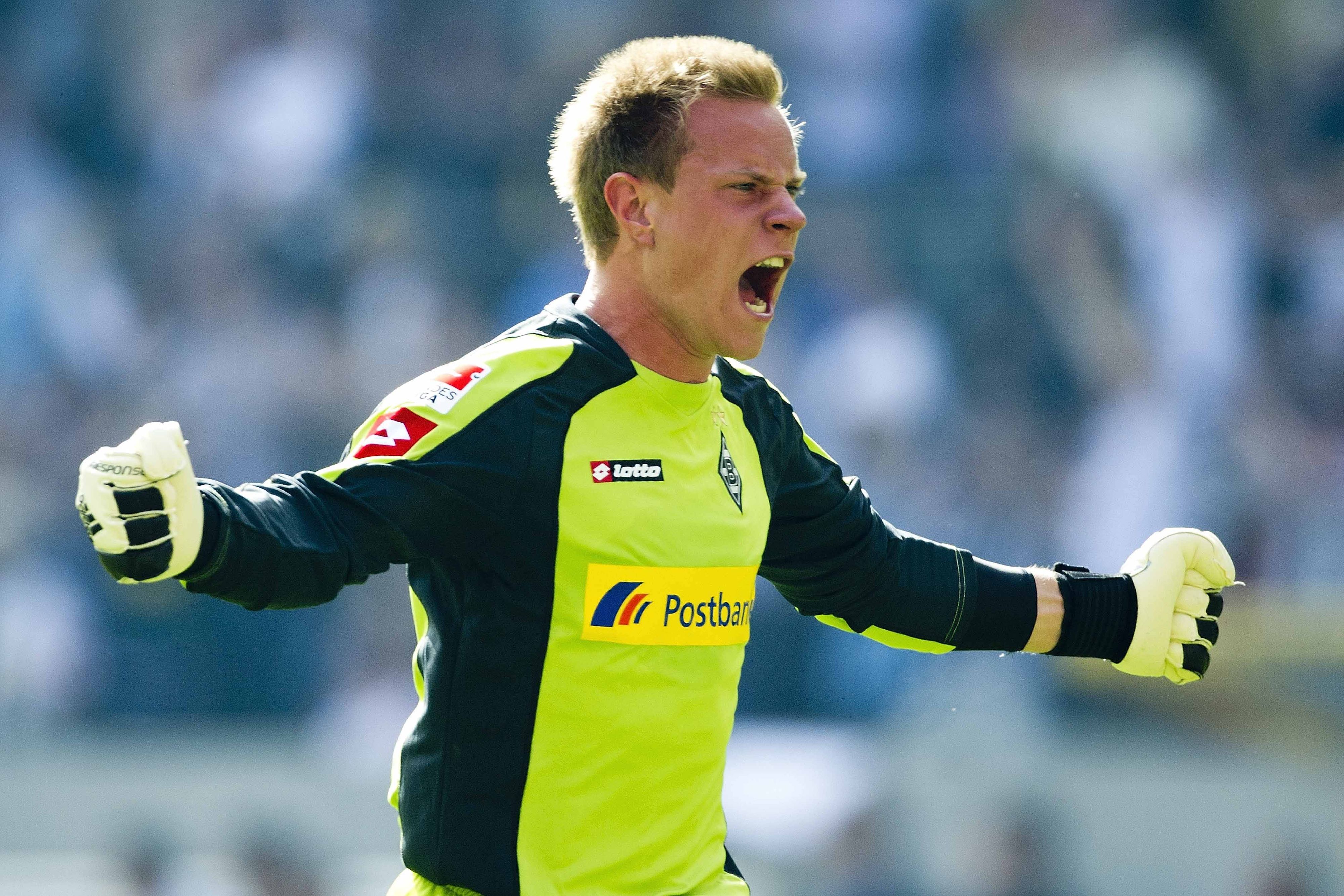 Marc-Andre ter Stegen ballt seine Faust nach dem Derbysieg von Borussia Mönchengladbach gegen den 1. FC Köln.