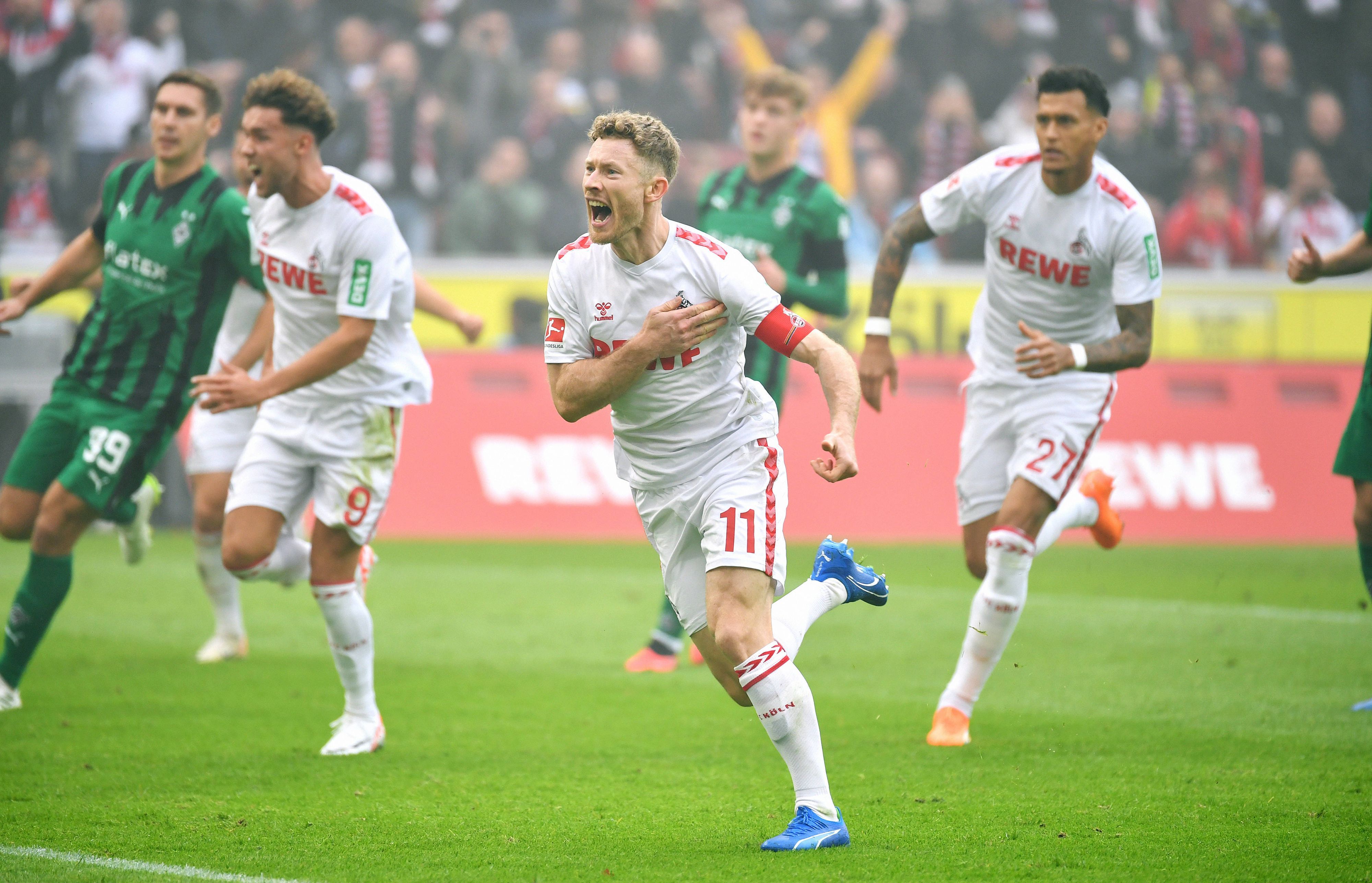 Florian Kainz bejubelt den Führungstreffer der Kölner im Derby.