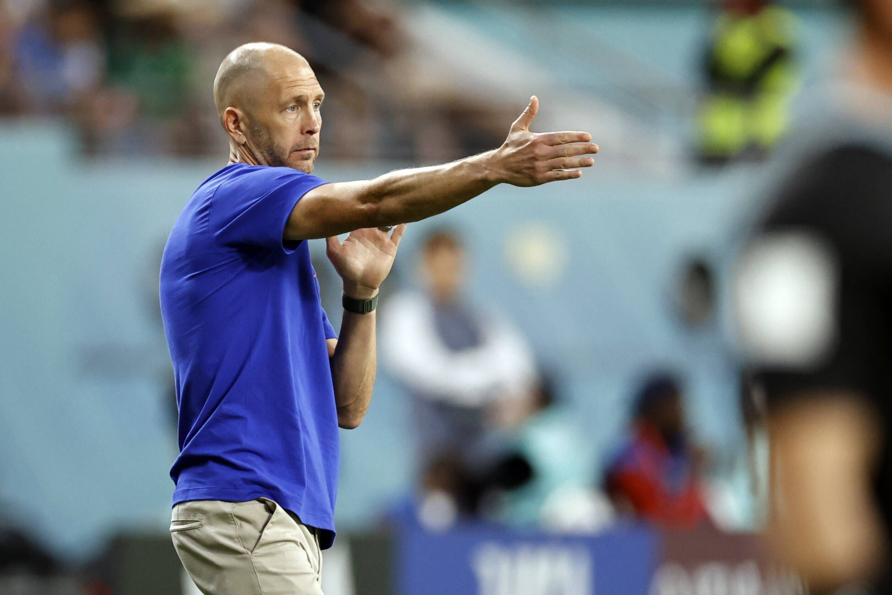 Gregg Berhalter gibt der US-Nationalmannschaft Anweisungen.