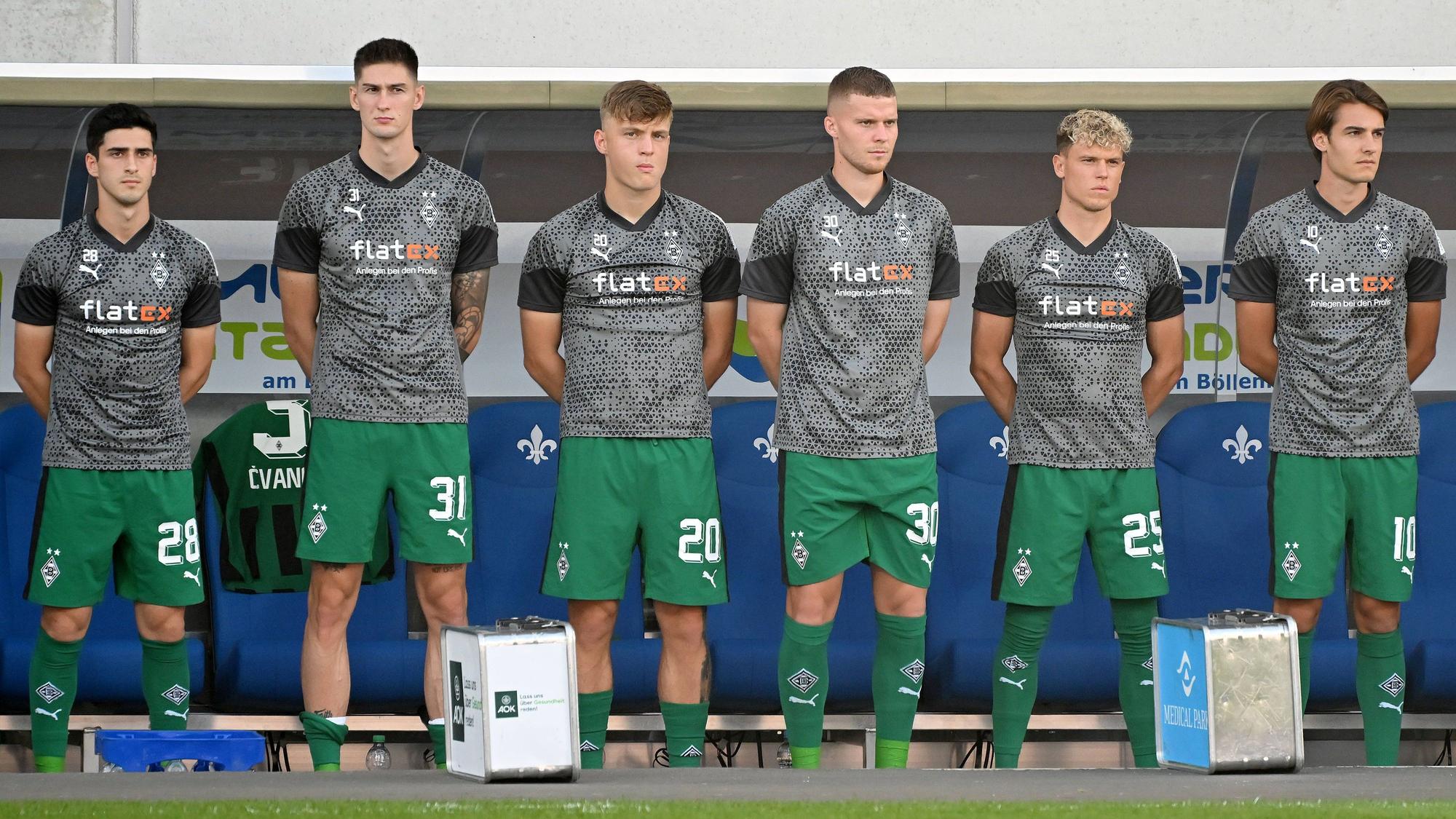 Die Bank von Borussia Mönchengladbach beim Auswärtsspiel gegen den SV Darmstadt.