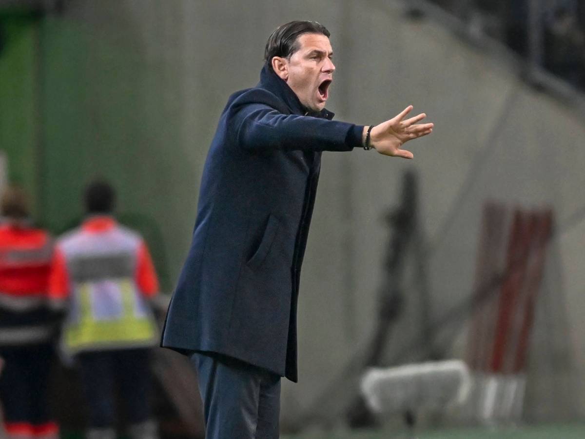Gerardo Seoane gibt Anweisungen.