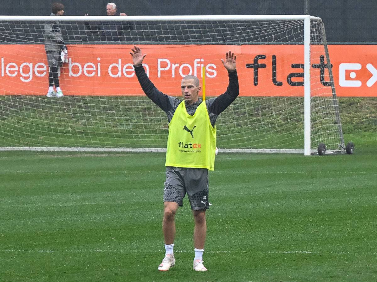 Stefan Lainer im Training.