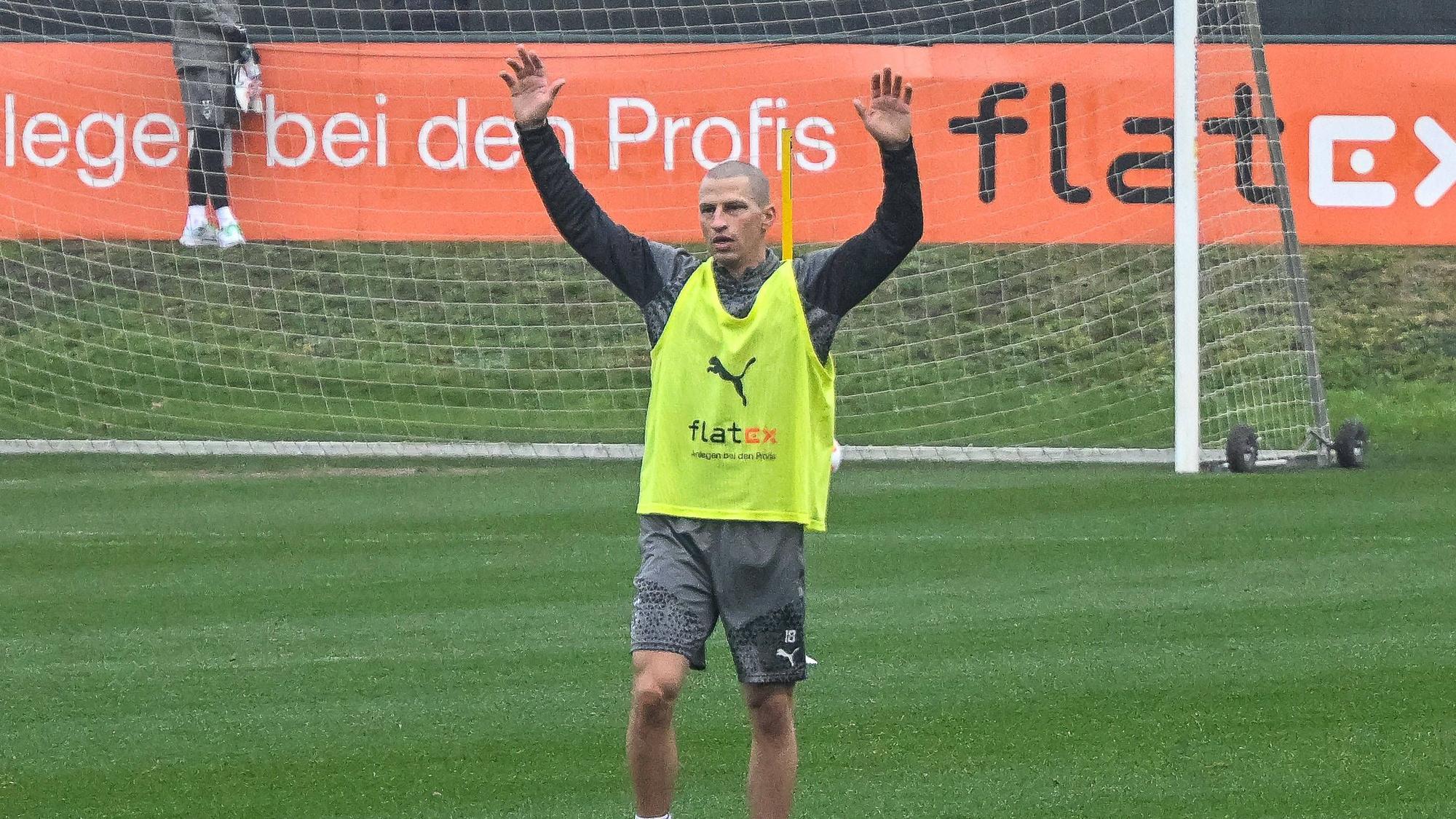 Stefan Lainer im Training.