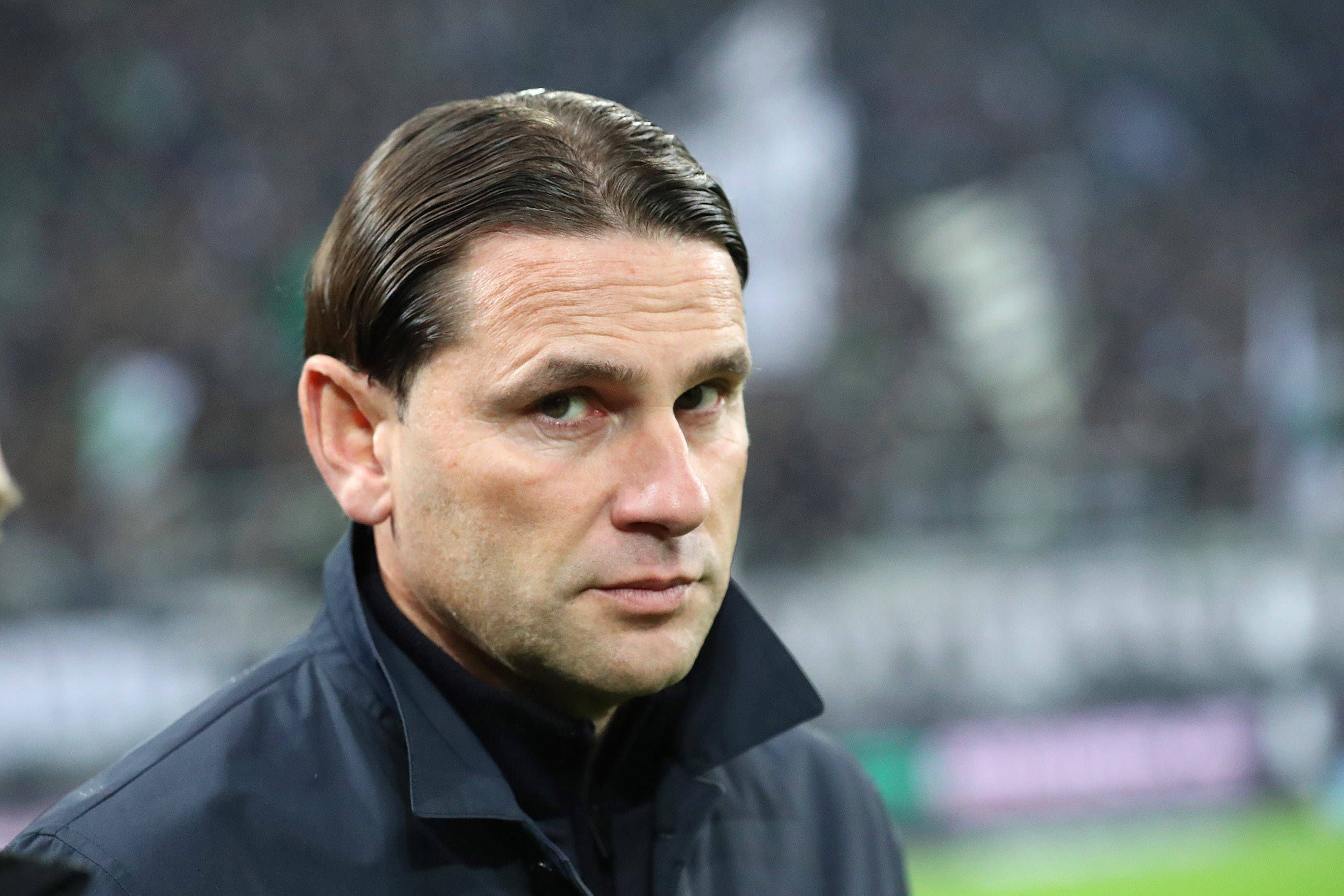 Gerardo Seoane am Spielfeldrand im Borussia-Park.