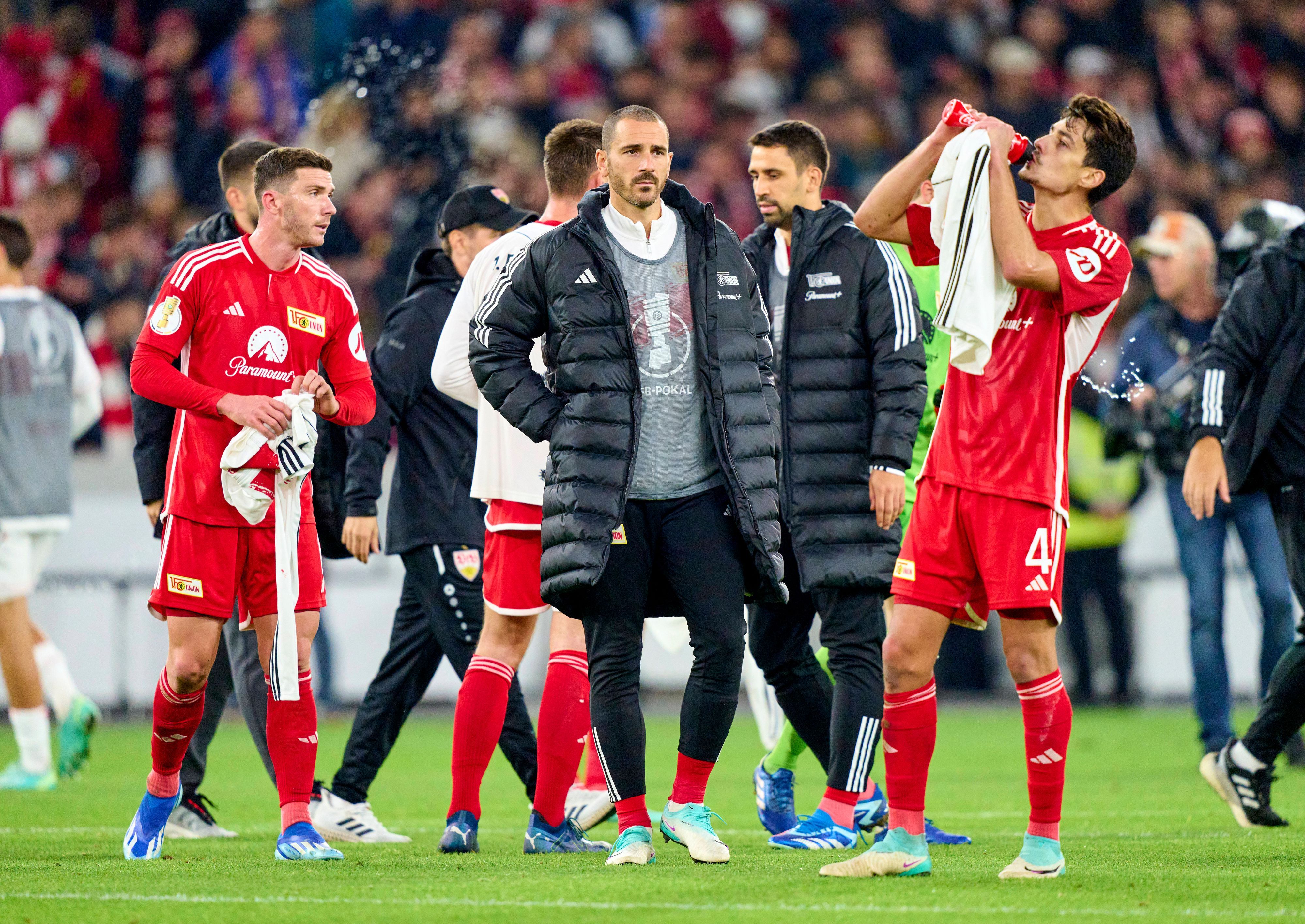 Die Union-Spieler Robin Gosens, Leonardo Bonucci und Diogo Leite nach dem Pokal-Aus.