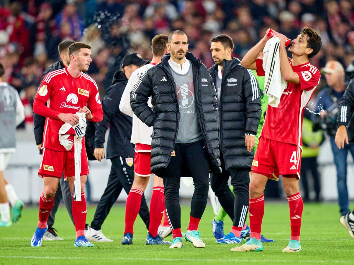 Die Union-Spieler Robin Gosens, Leonardo Bonucci und Diogo Leite nach dem Pokal-Aus.