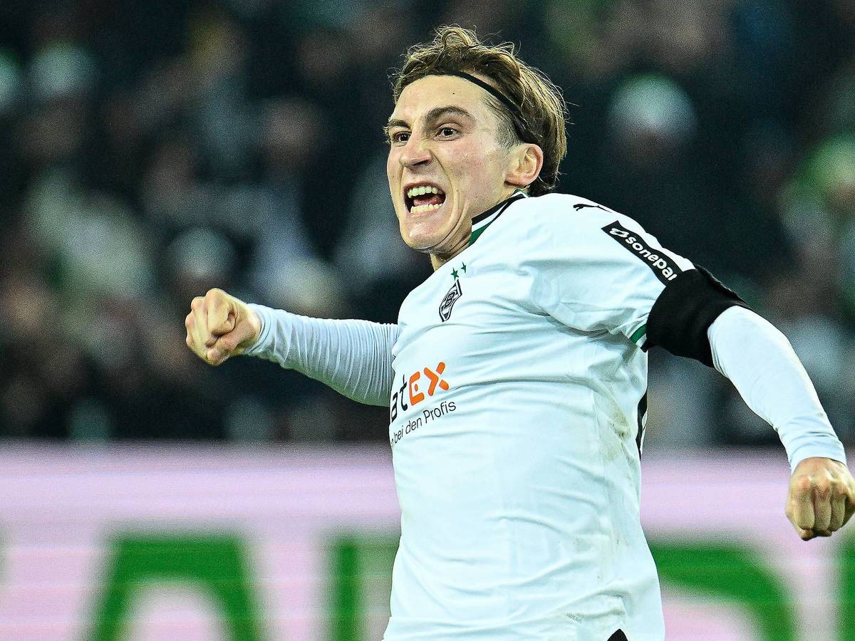 Rocco Reitz bejubelt einen Treffer.