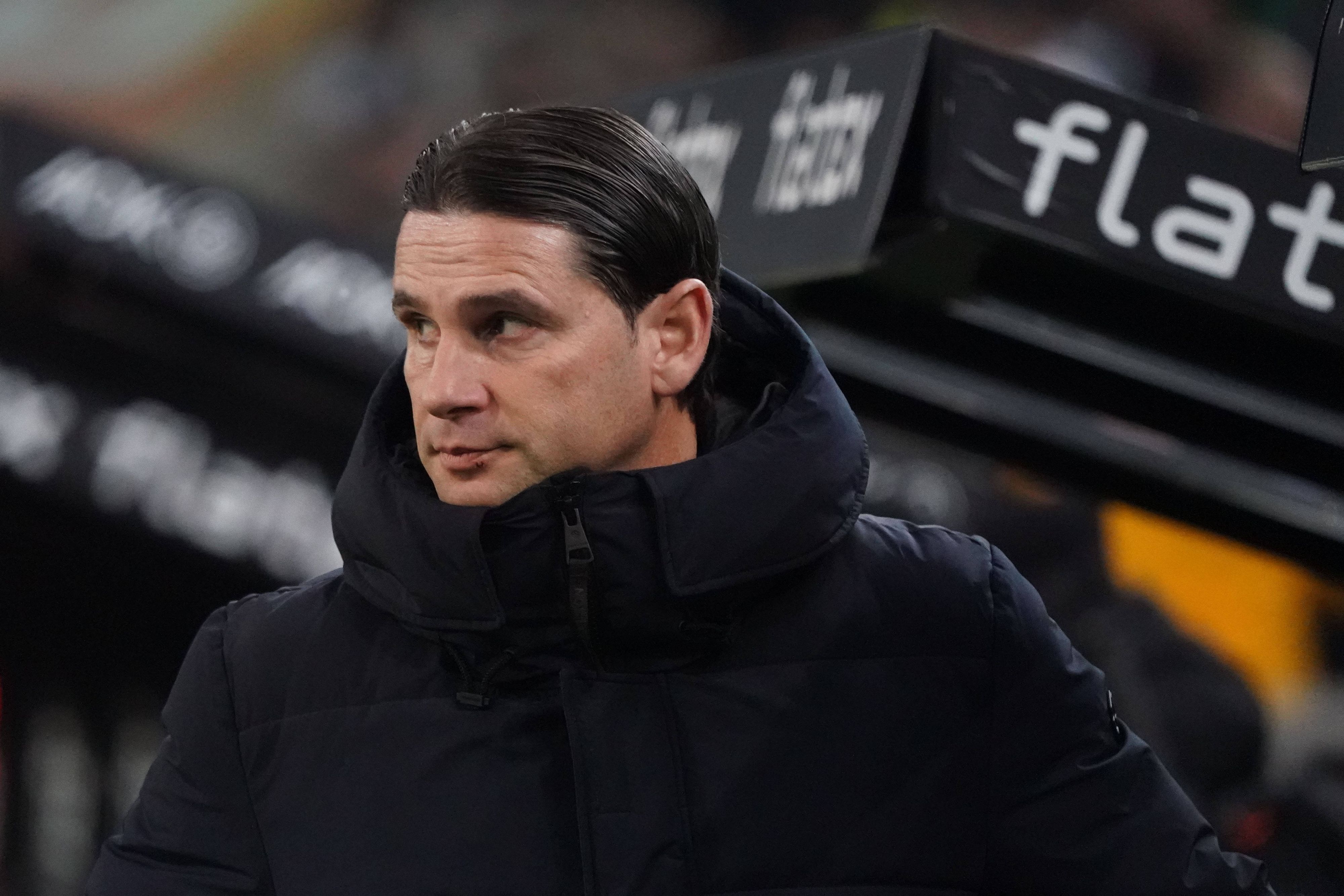 Gerardo Seoane vor der Borussia-Bank.