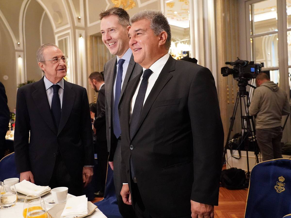 Super-League-Boss Bernd Reichart mit Florentino Perez und Joan Laporta.