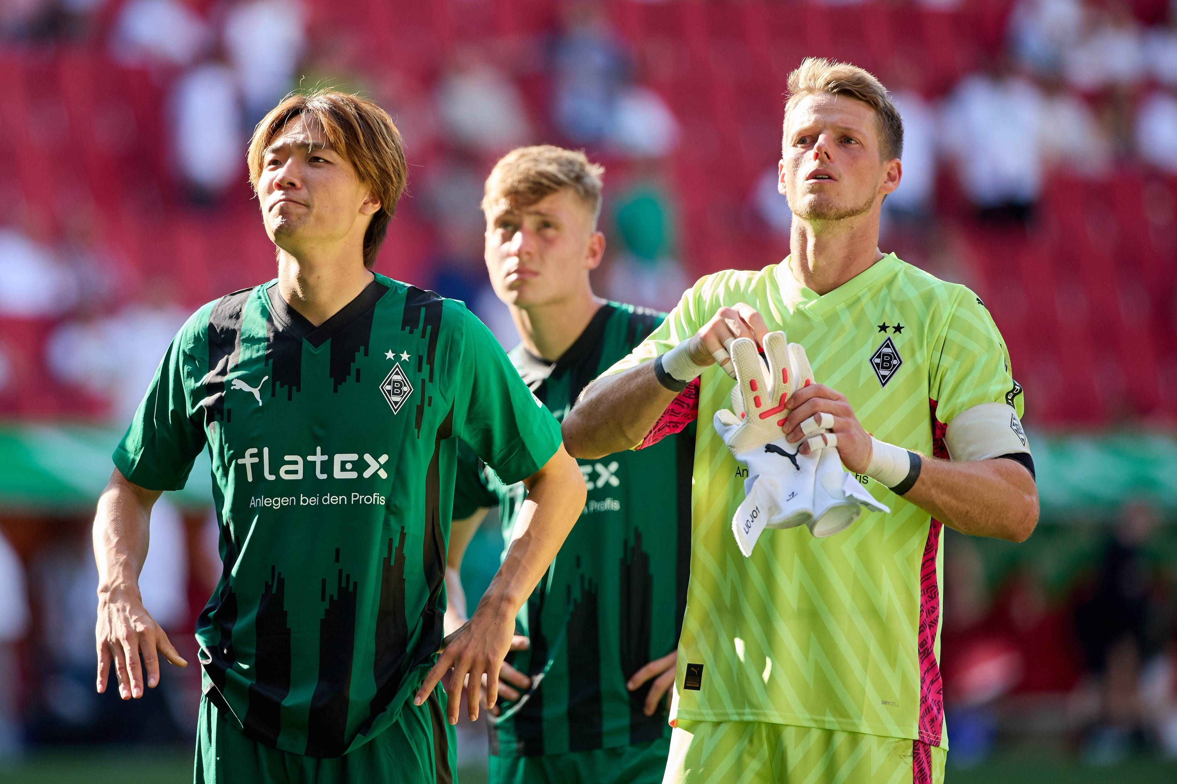Profis von Borussia Mönchengladbach sind erschöpft nach einem Spiel.