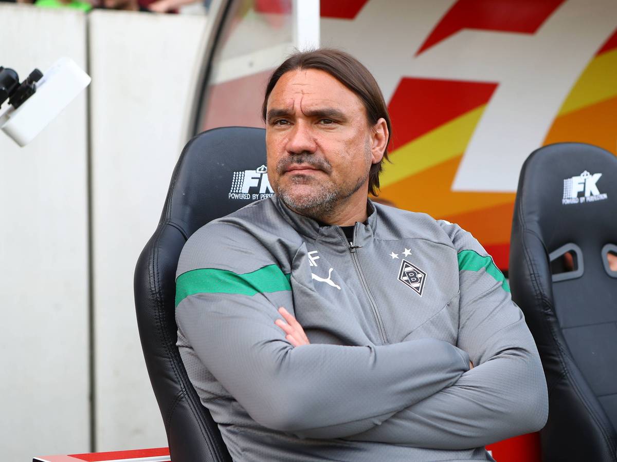 Ehemaliger Trainer von Borussia Mönchengladbach bei seinem letzten Spiel.