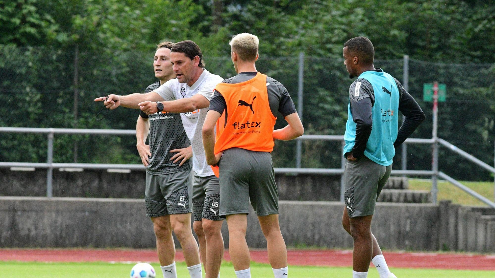 Gerardo Seoane gibt Anweisungen.