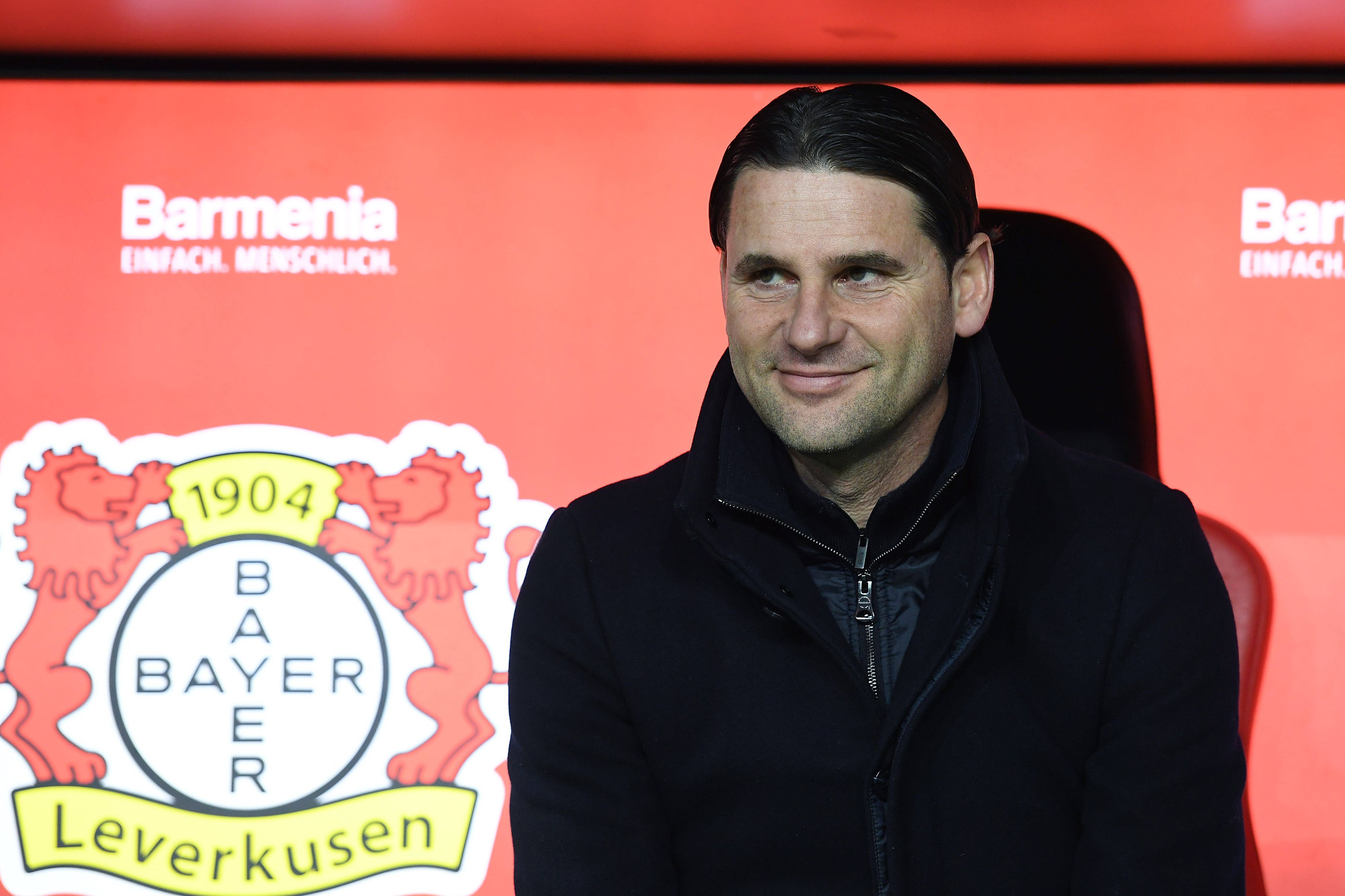 Gerardo Seoane sitzt auf der Bank.