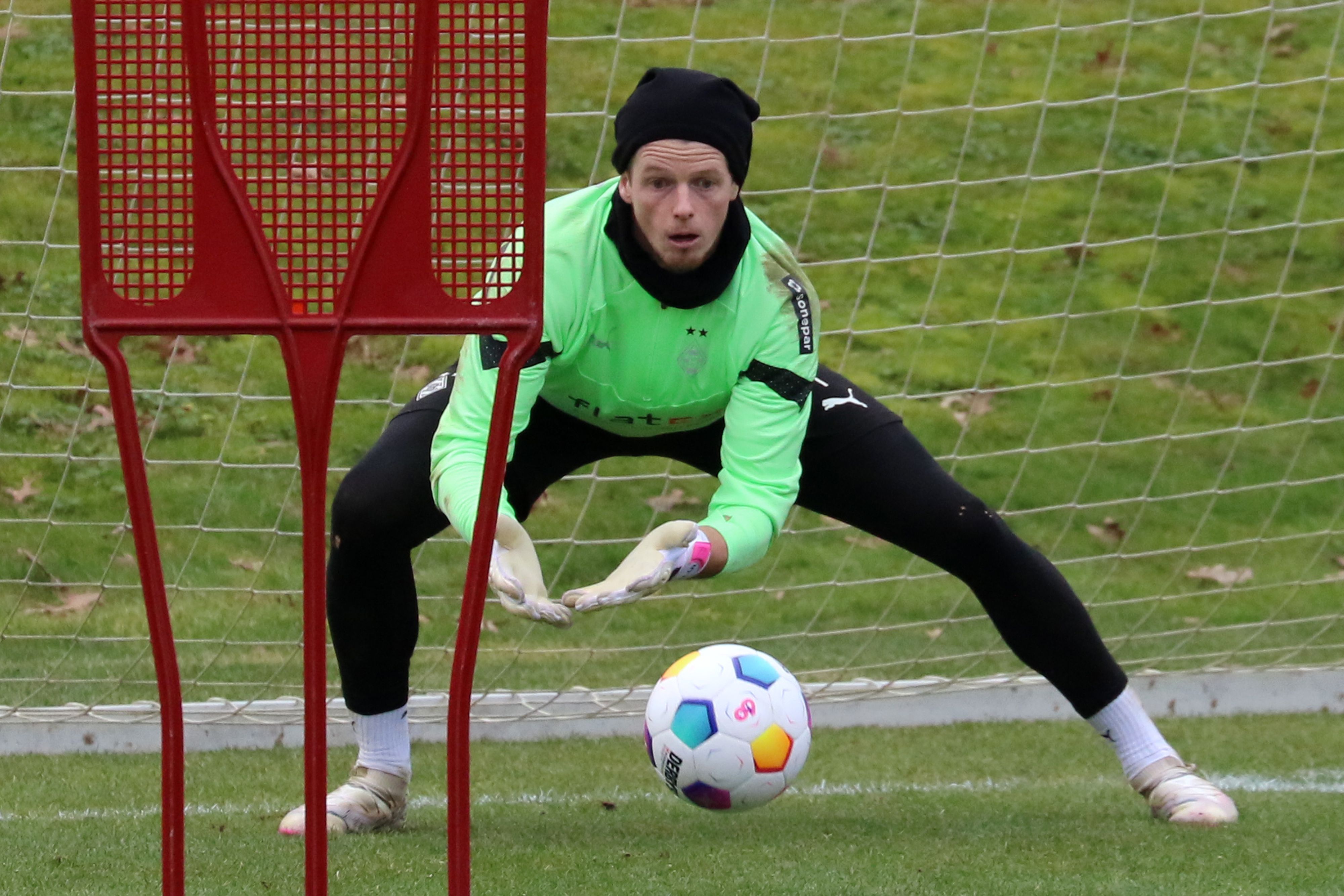 Jonas Omlin auf dem Trainingsplatz.