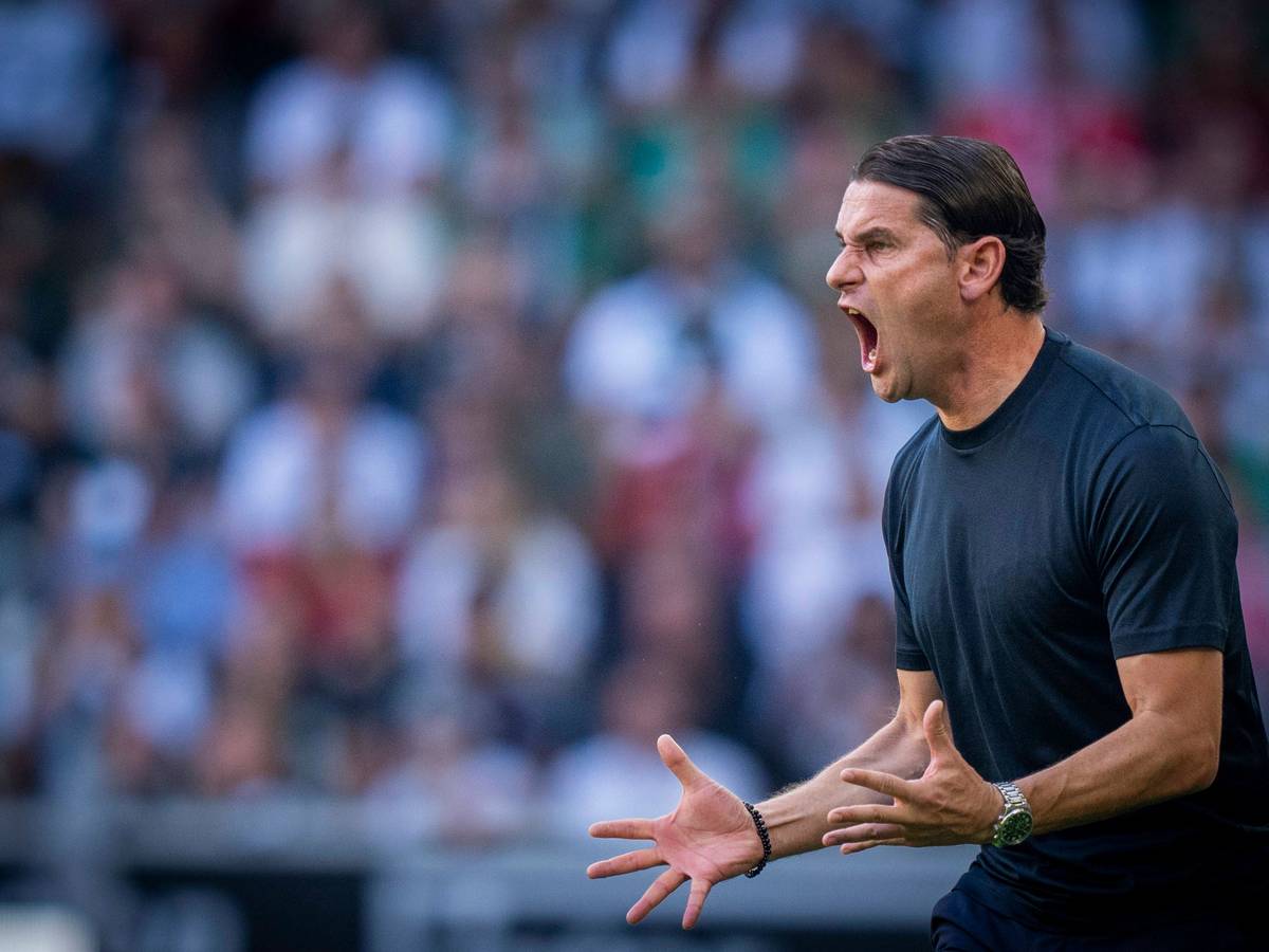 Gerardo Seoane gibt energische Anweisungen.