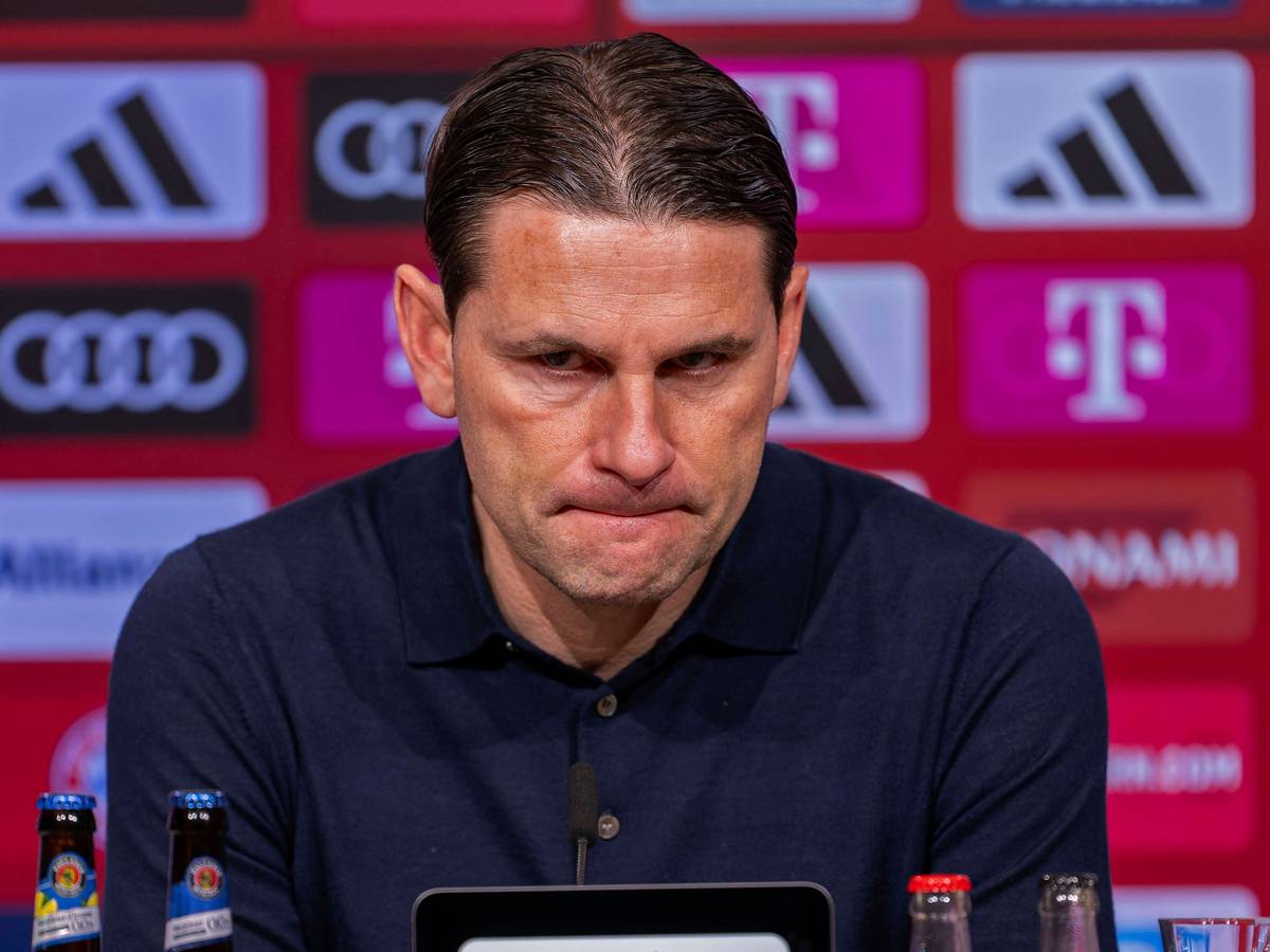 Gerardo Seoane bei einer Pressekonferenz.