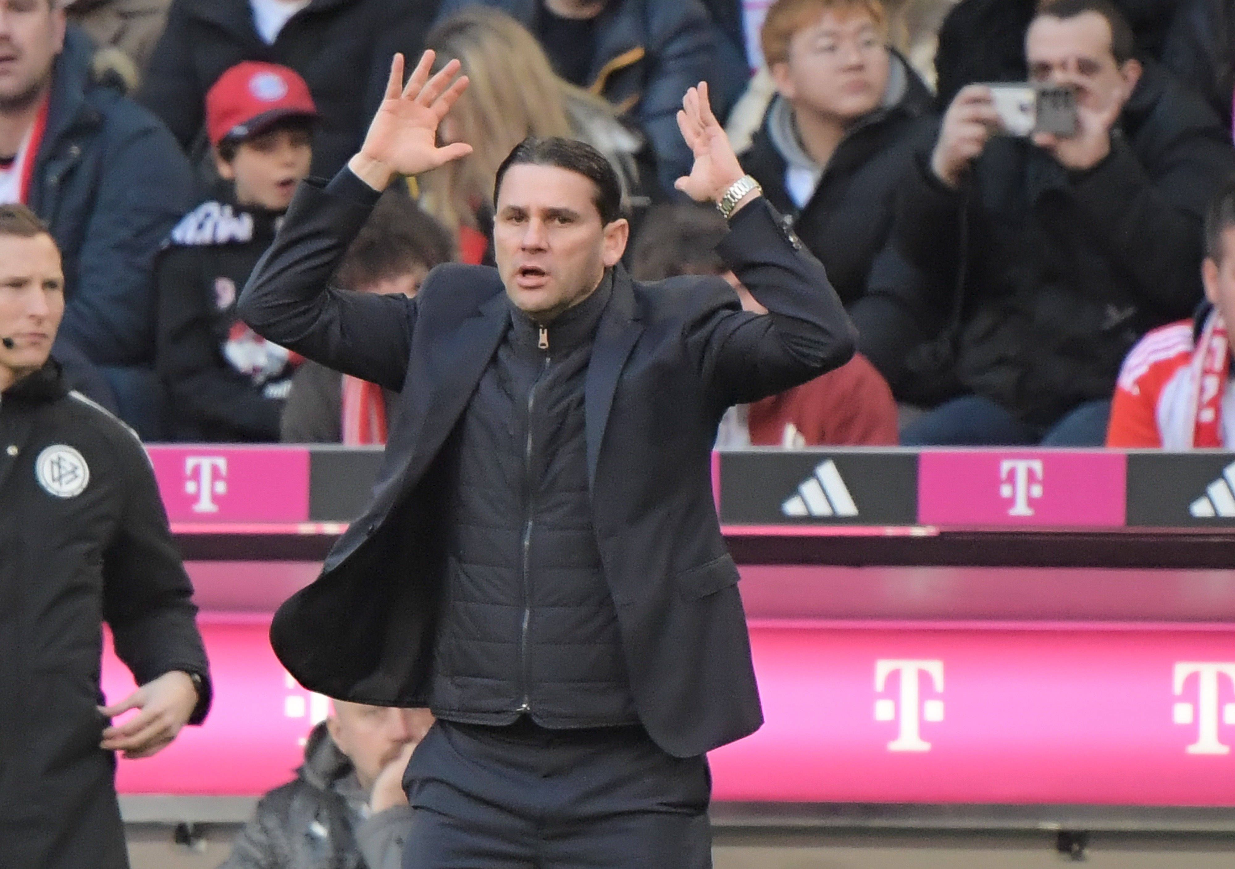 Gerardo Seoane gestikuliert wild.