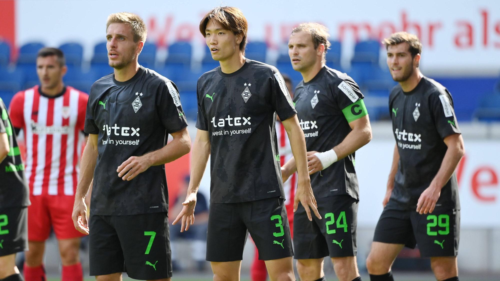 Patrick Herrmann, Ko Itakura, Tony Jantschke und Joe Scally im Trikot von Borussia Mönchengladbach.