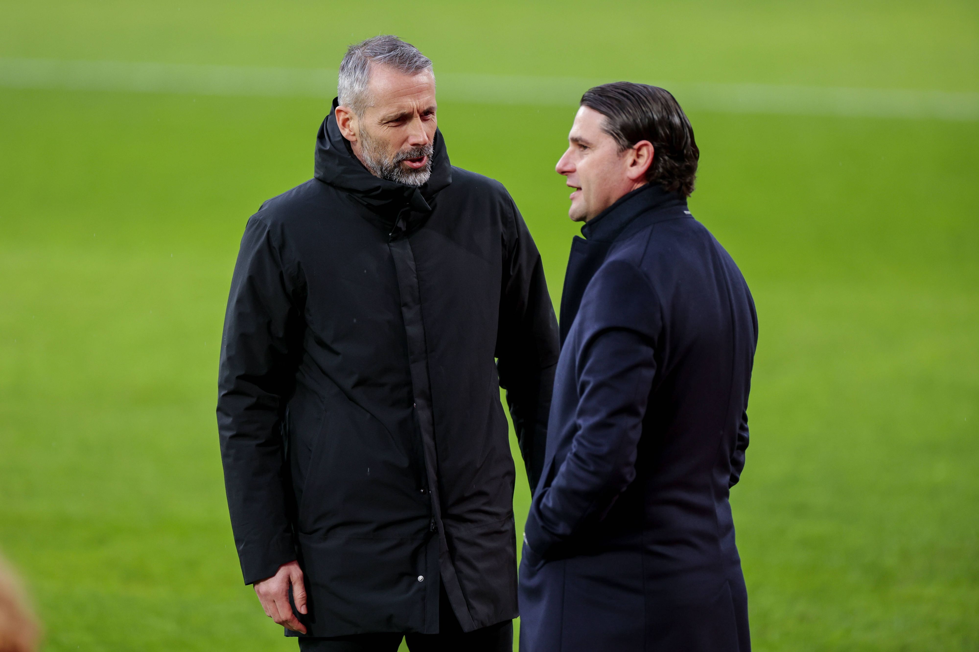 Marco Rose und Gerardo Seoane reden miteinander.