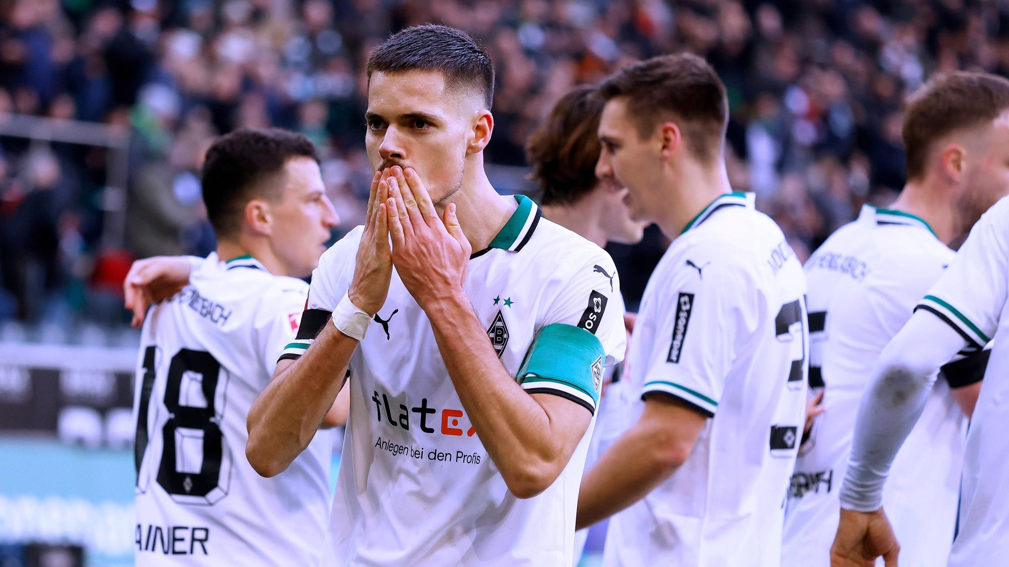 Julian Weigl beim Torjubel.