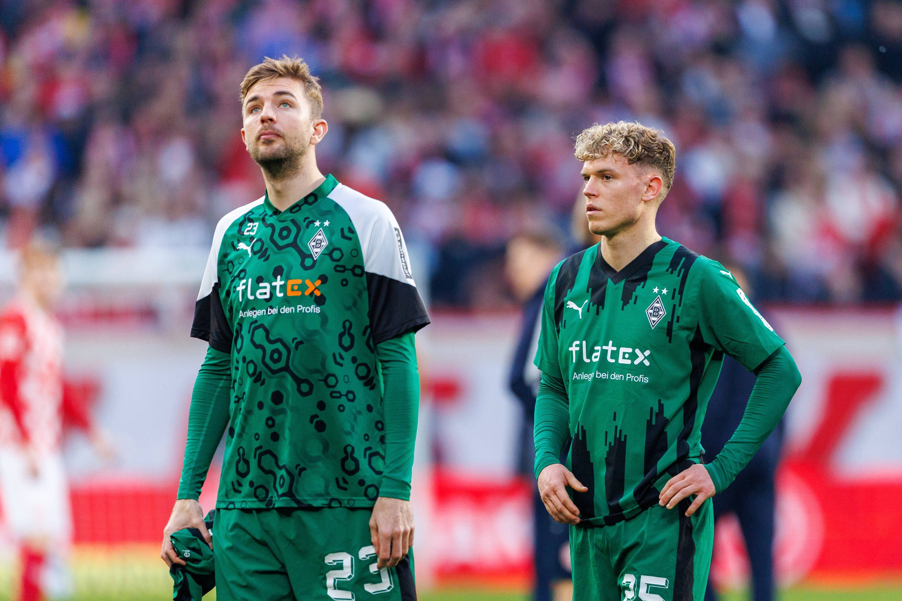 Christoph Kramer neben Robin Hack.