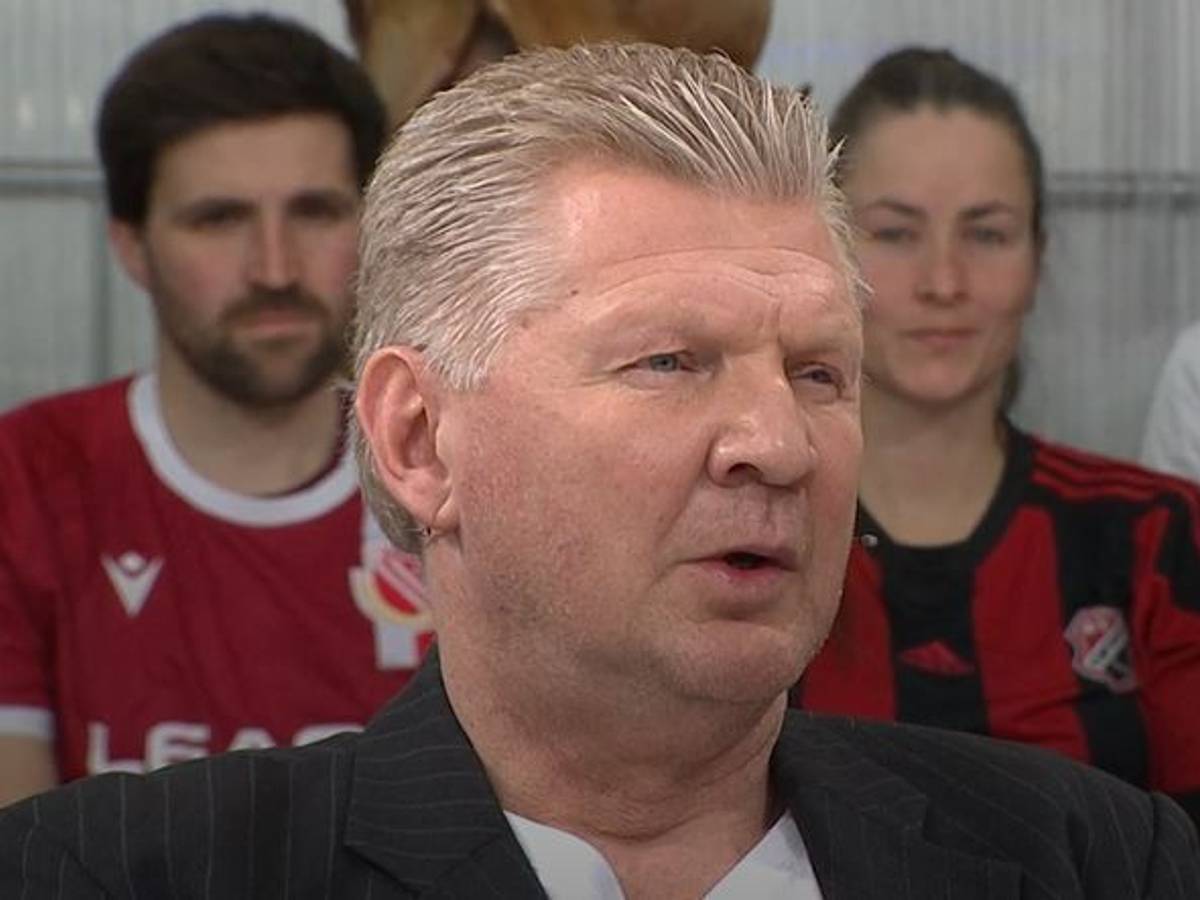 Stefan Effenberg im Doppelpass.