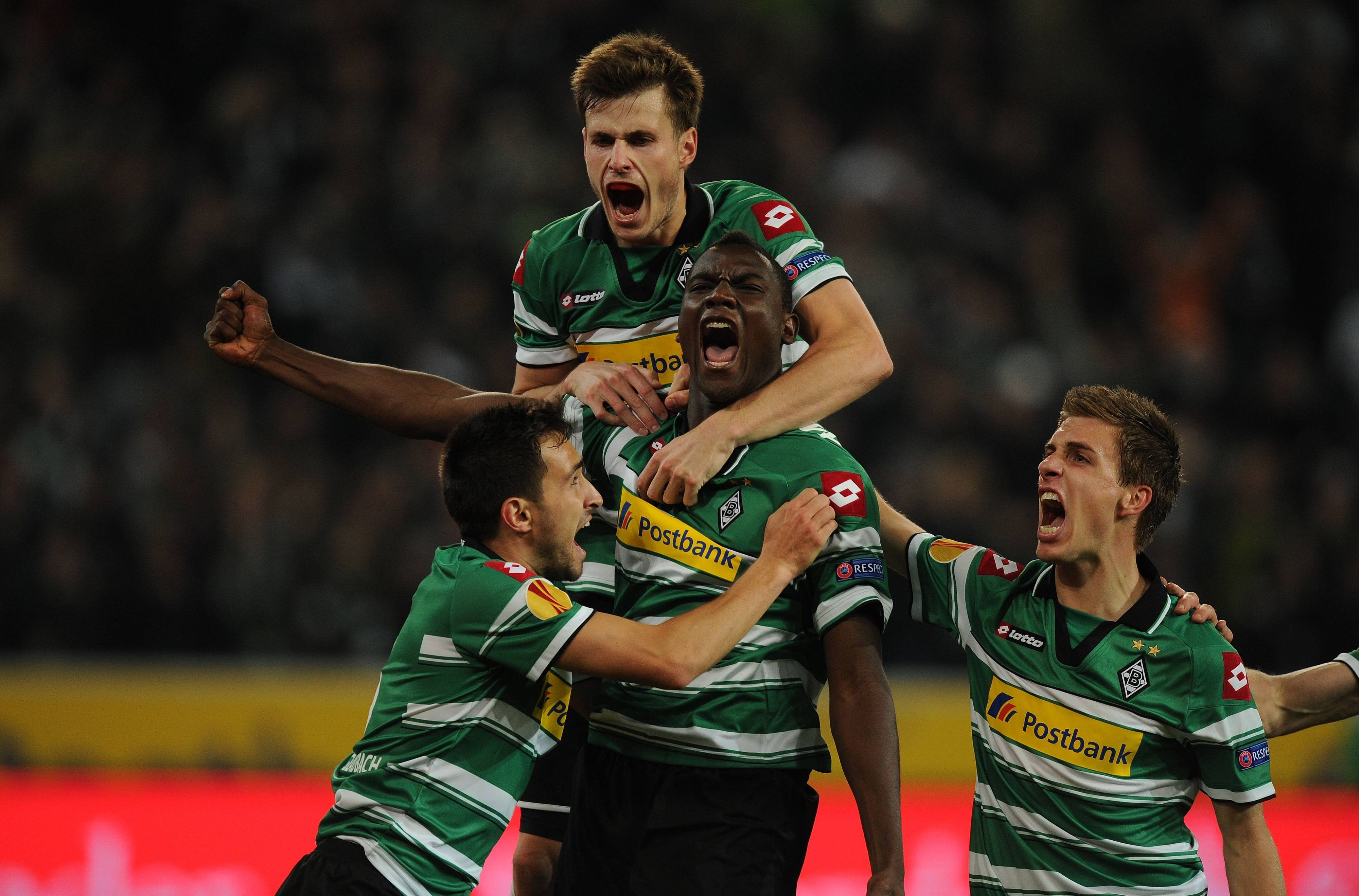 Borussia-Spieler beim Torjubel.