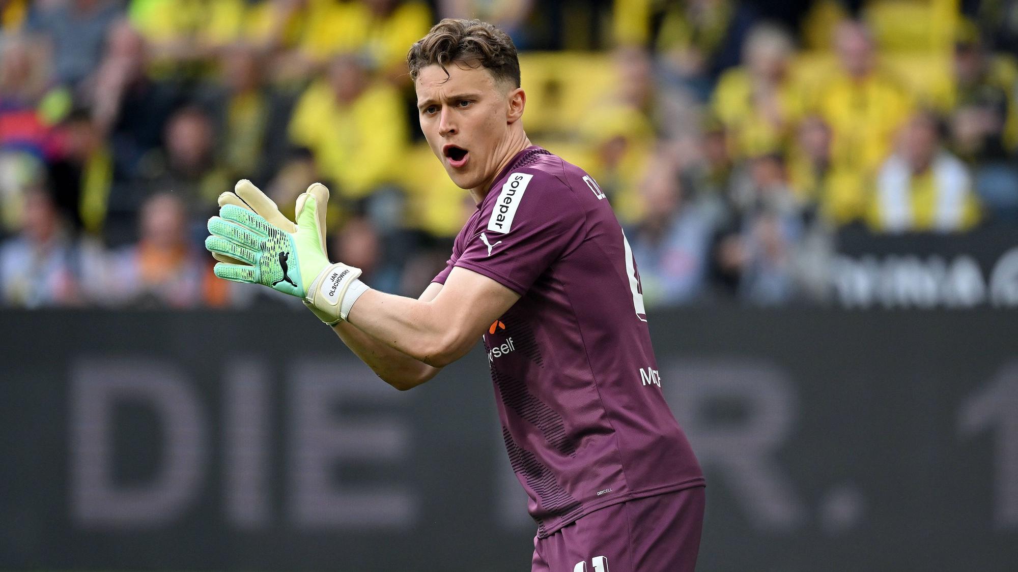 Jan Olschowsky im Einsatz in der Bundesliga.