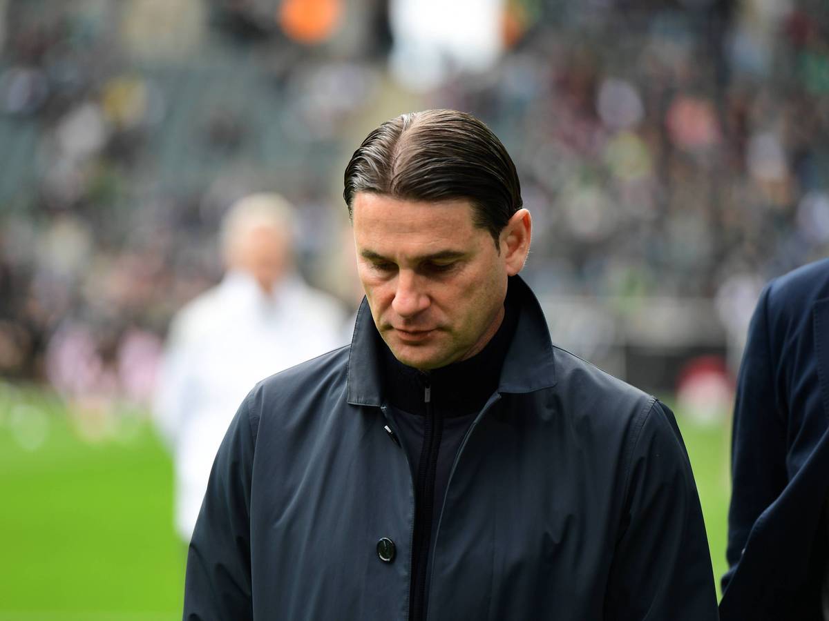 Gerardo Seoane am Spielfeldrand.