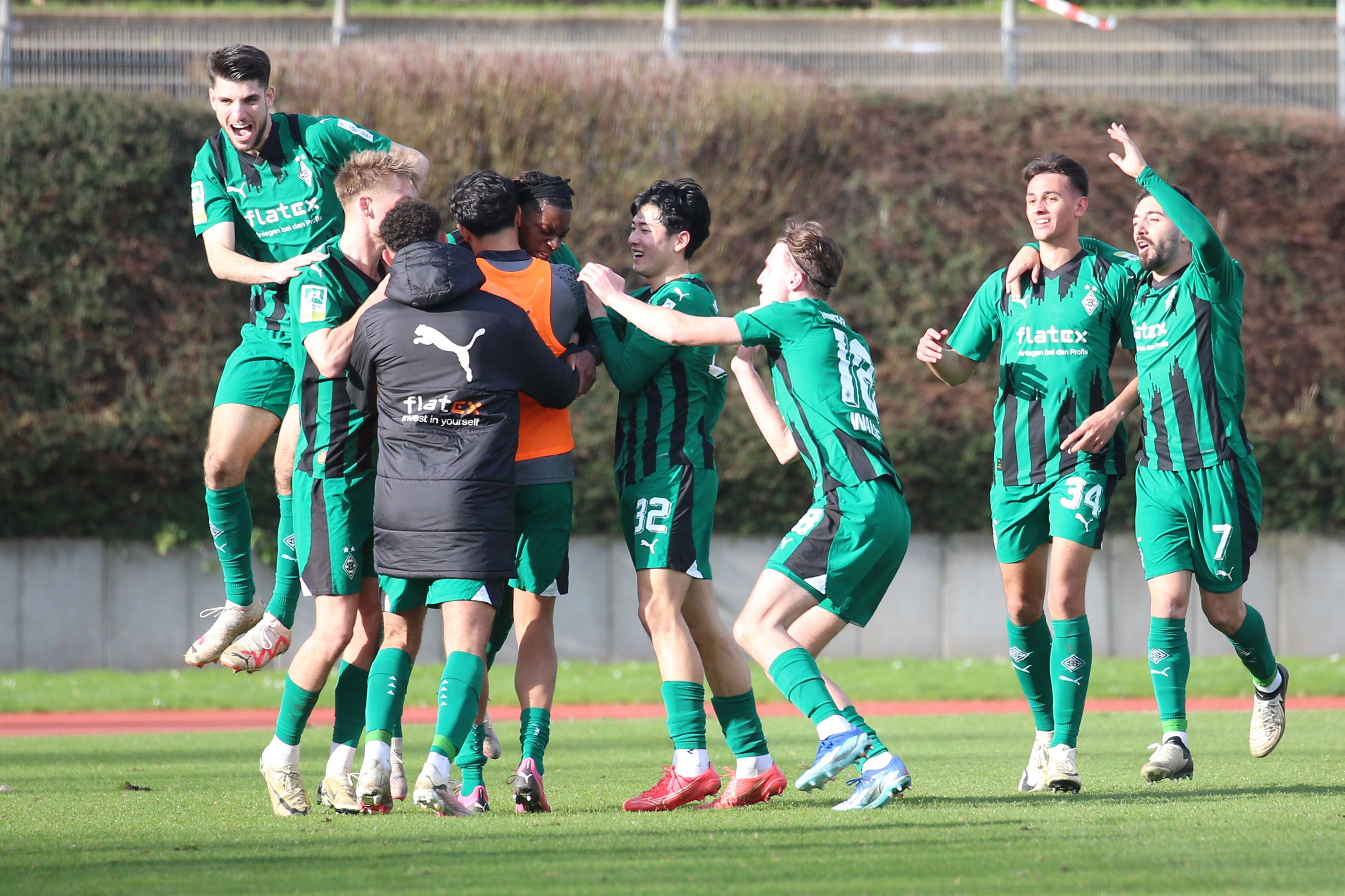 Borussia-Spieler beim Torjubel.
