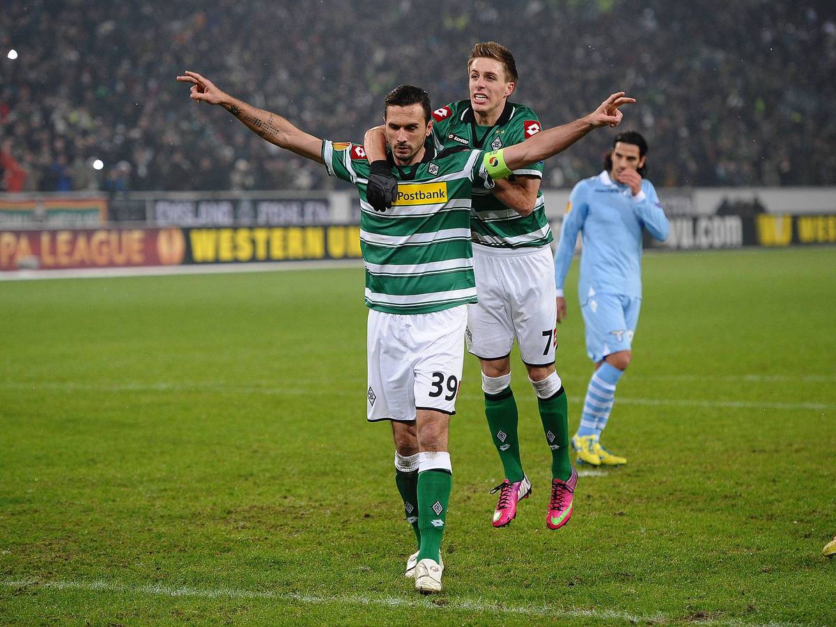 Martin Stranzl und Patrick Herrmann beim Torjubel.