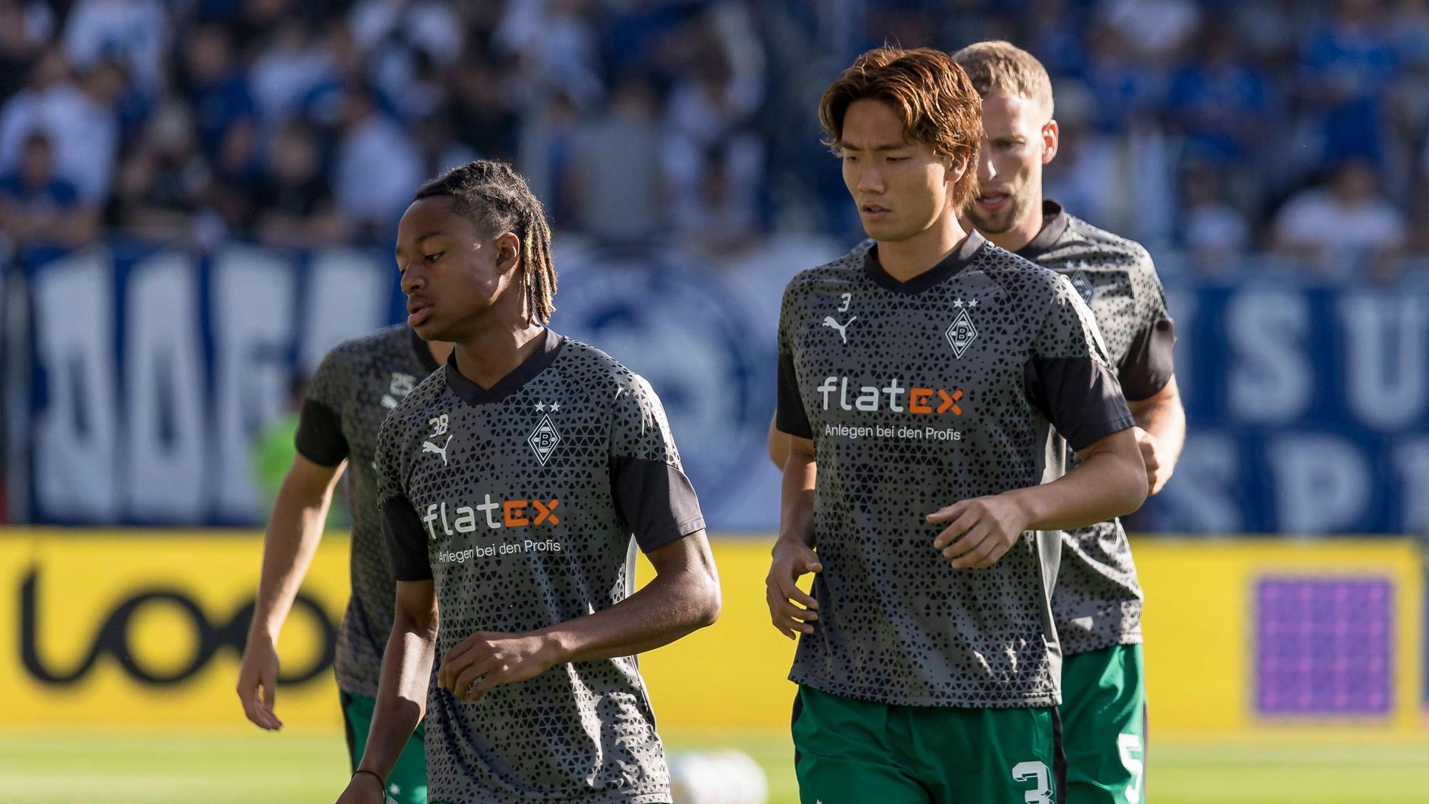 Borussia-Spieler beim Aufwärmen.