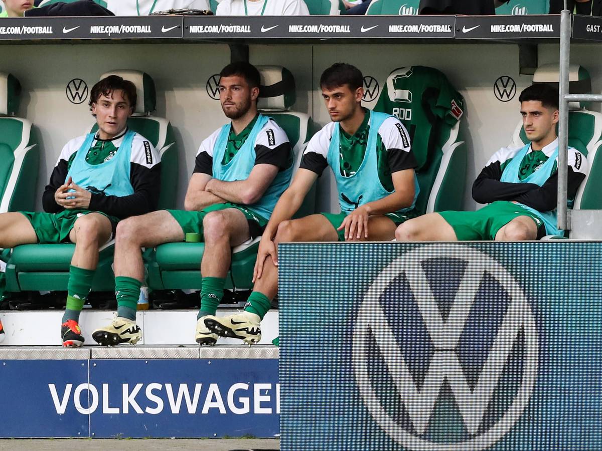 Rocco Reitz, Joe Scally, Fabio Chiarodia und Grant-Leon Ranos auf der Bank.