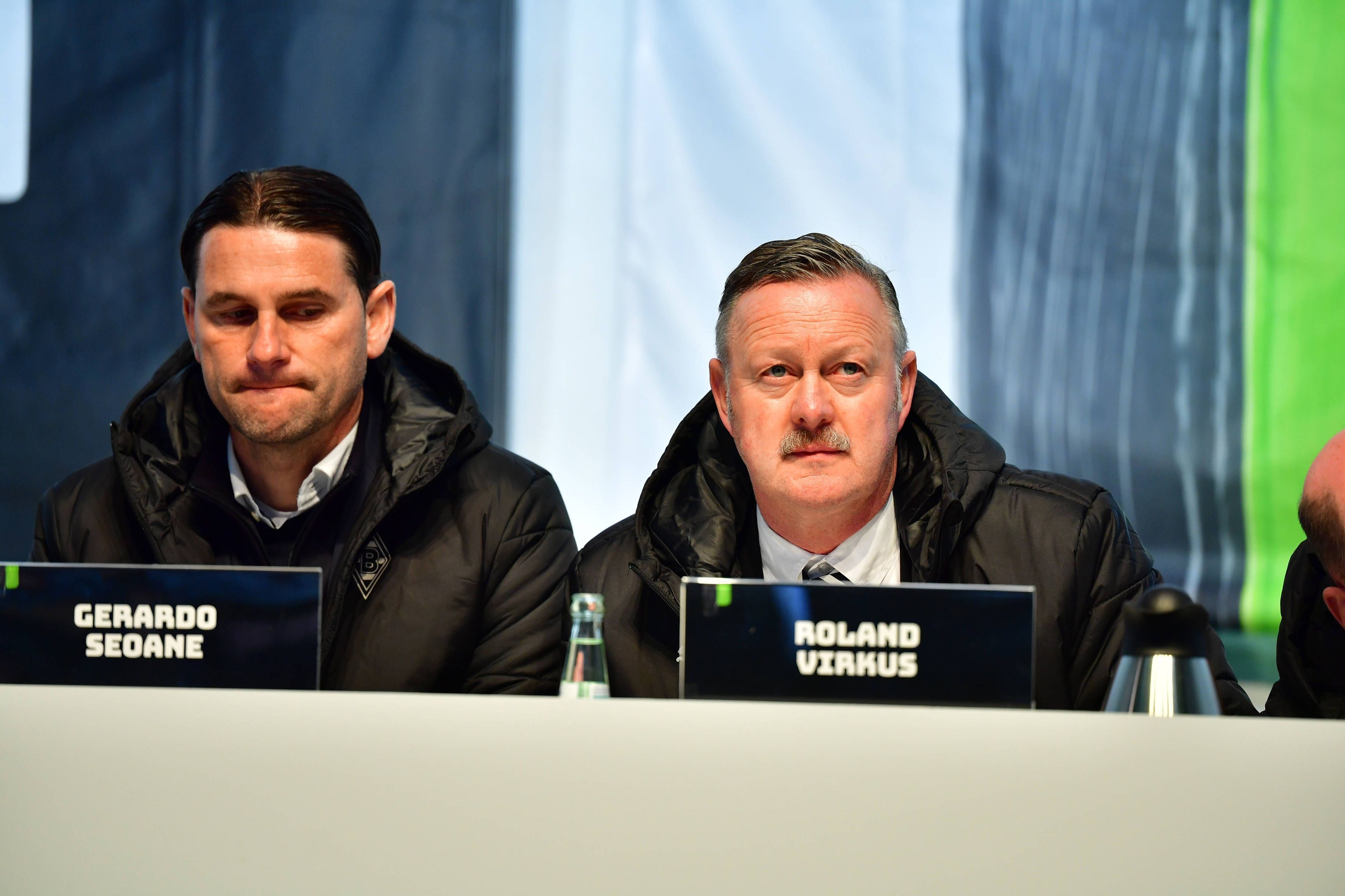 Gerardo Seoane und Roland Virkus bei der Mitgliederversammlung.