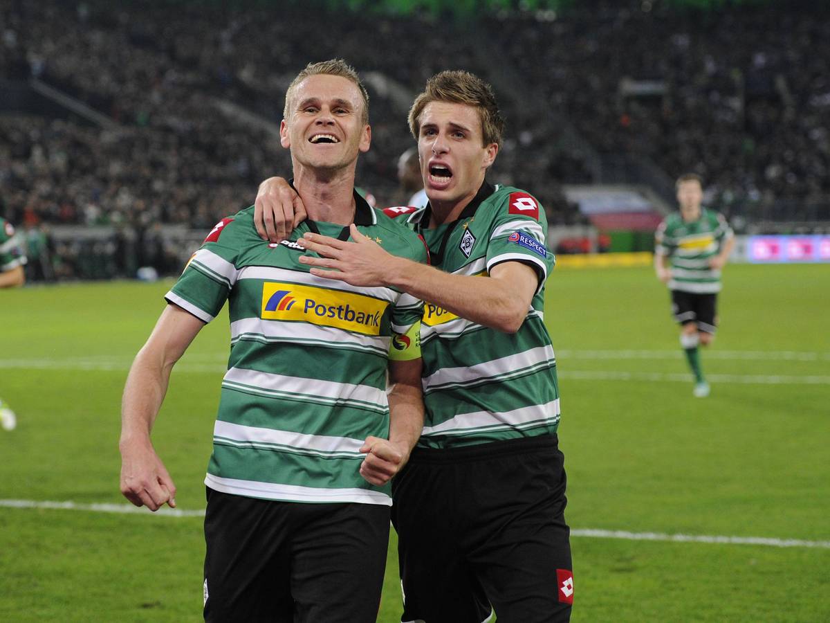Patrick Herrmann und Filip Daems beim Torjubel.