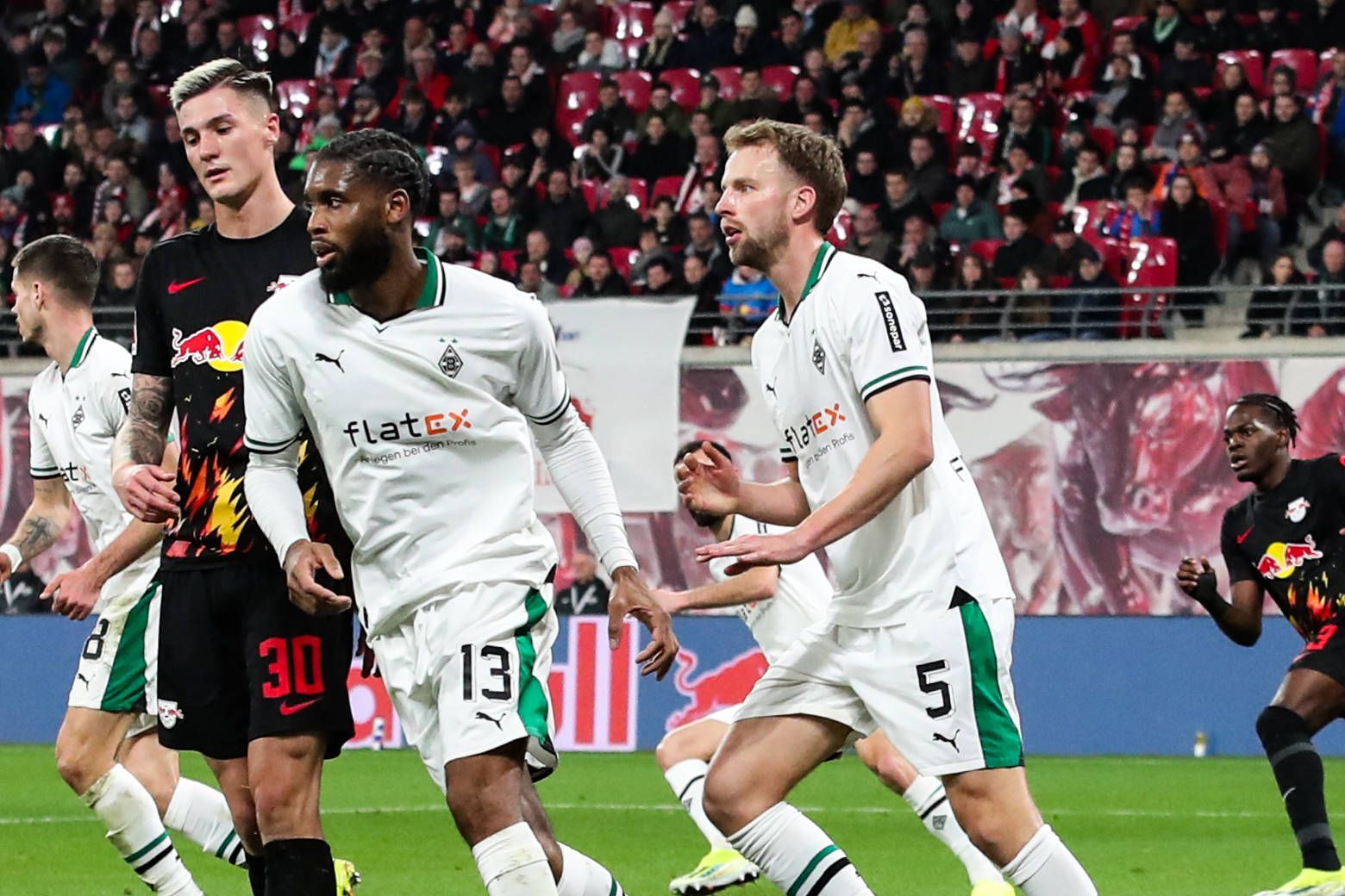 Jordan und Marvin Friedrich im Spiel gegen Leipzig.