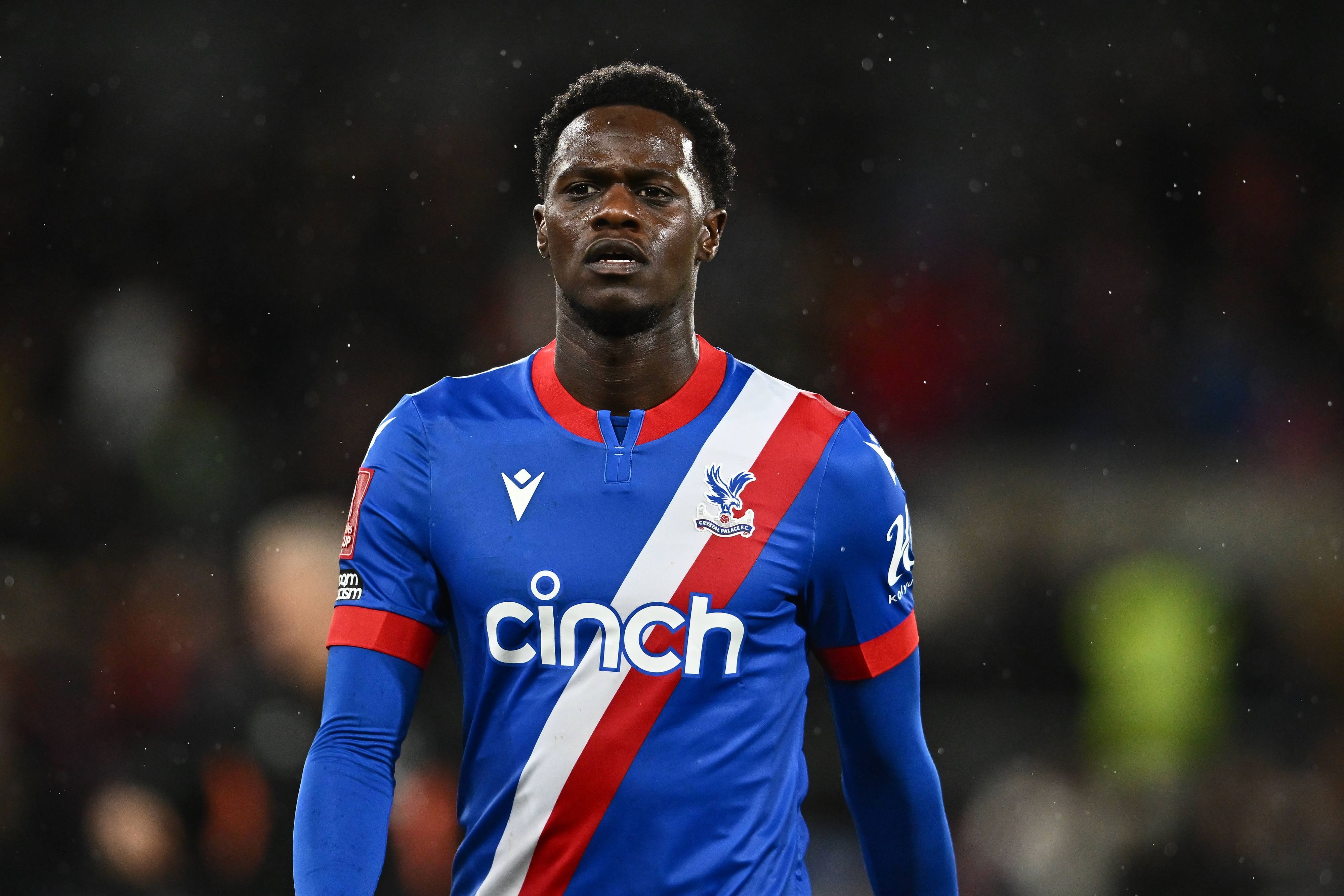 Naouirou Ahamada im Trikot von Crystal Palace.