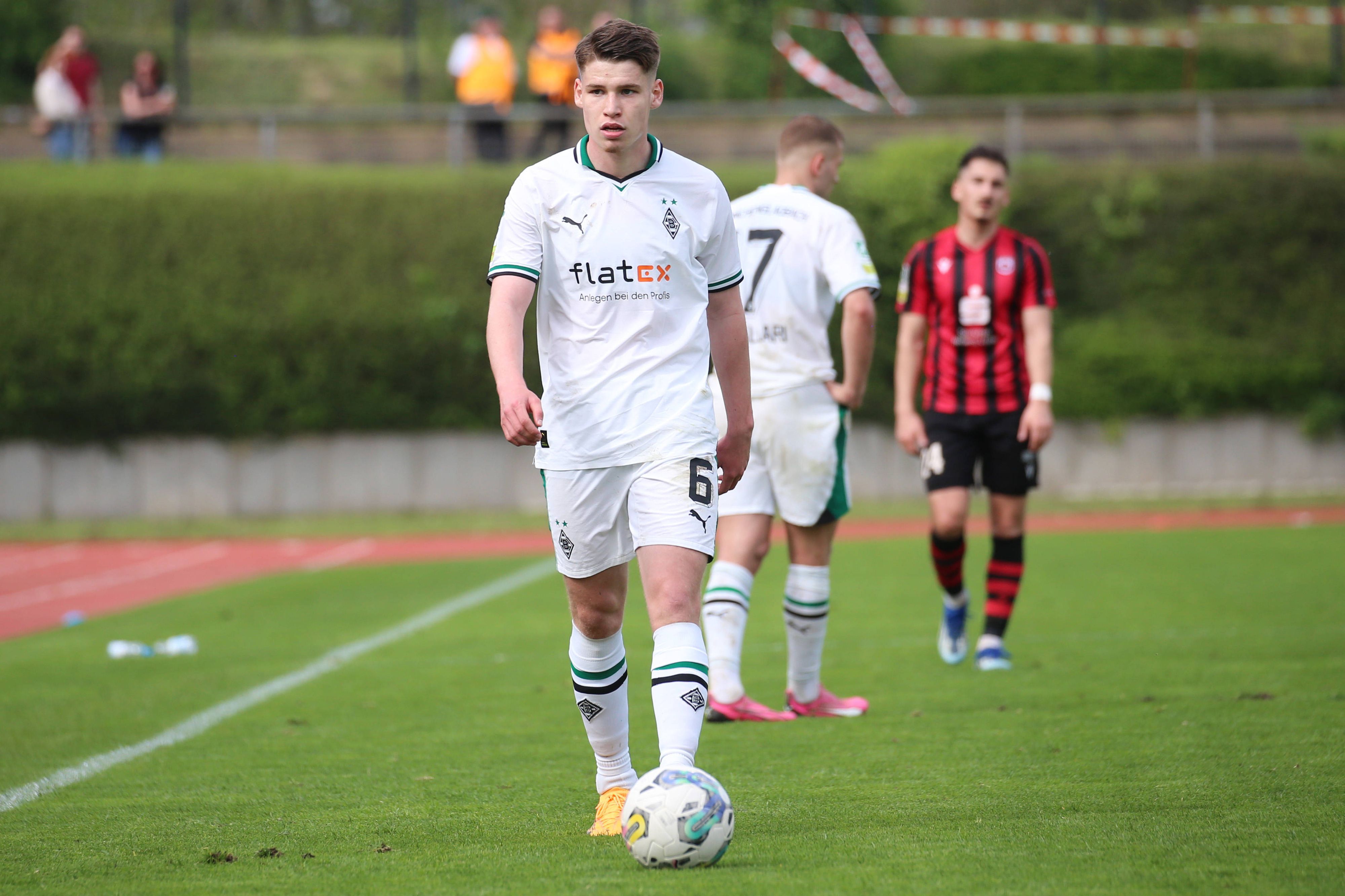 Lukas Ullrich bei einem Spiel der U23 von Borussia Mönchengladbach.