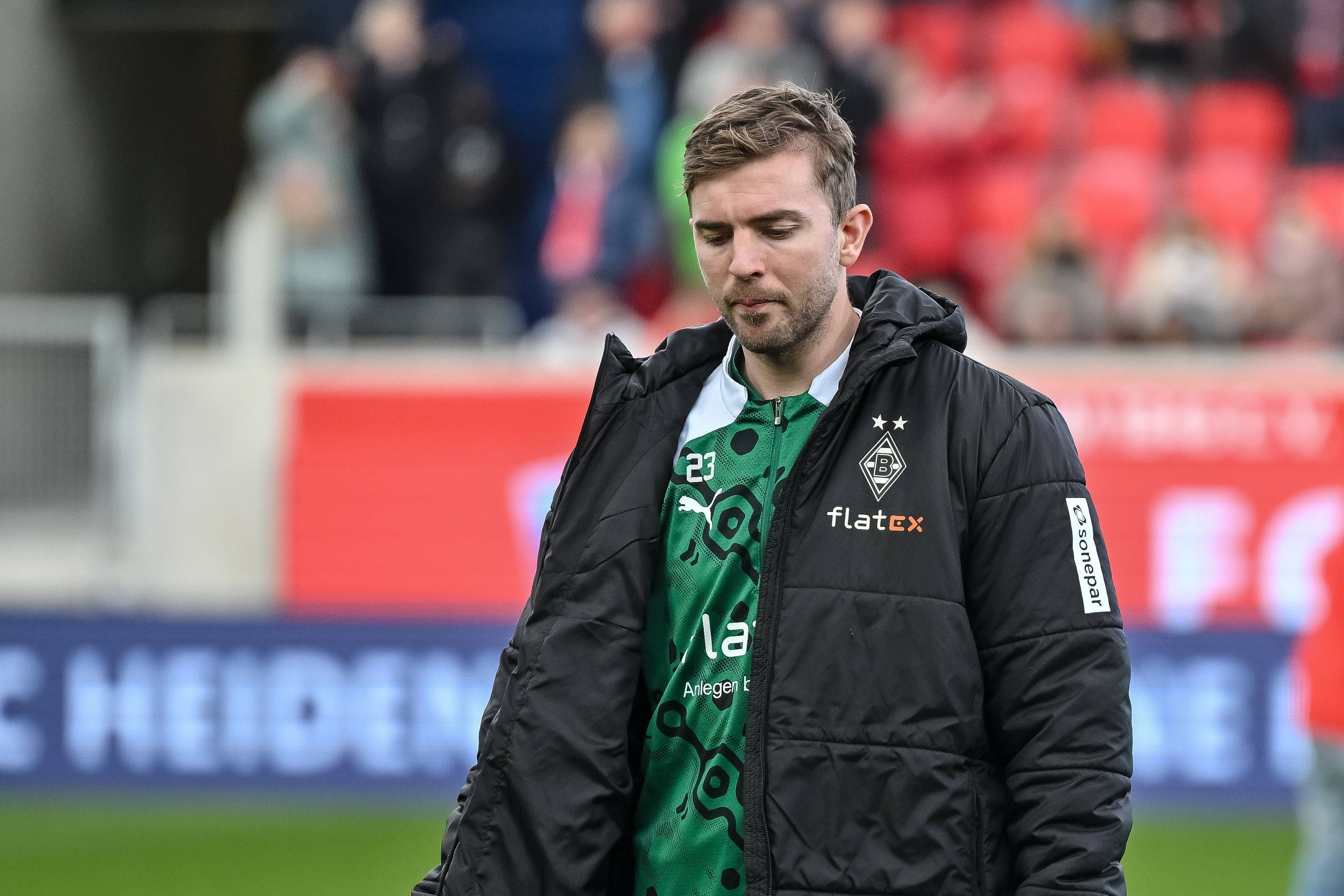 Christoph Kramer in einer Trainingsjacke von Borussia.