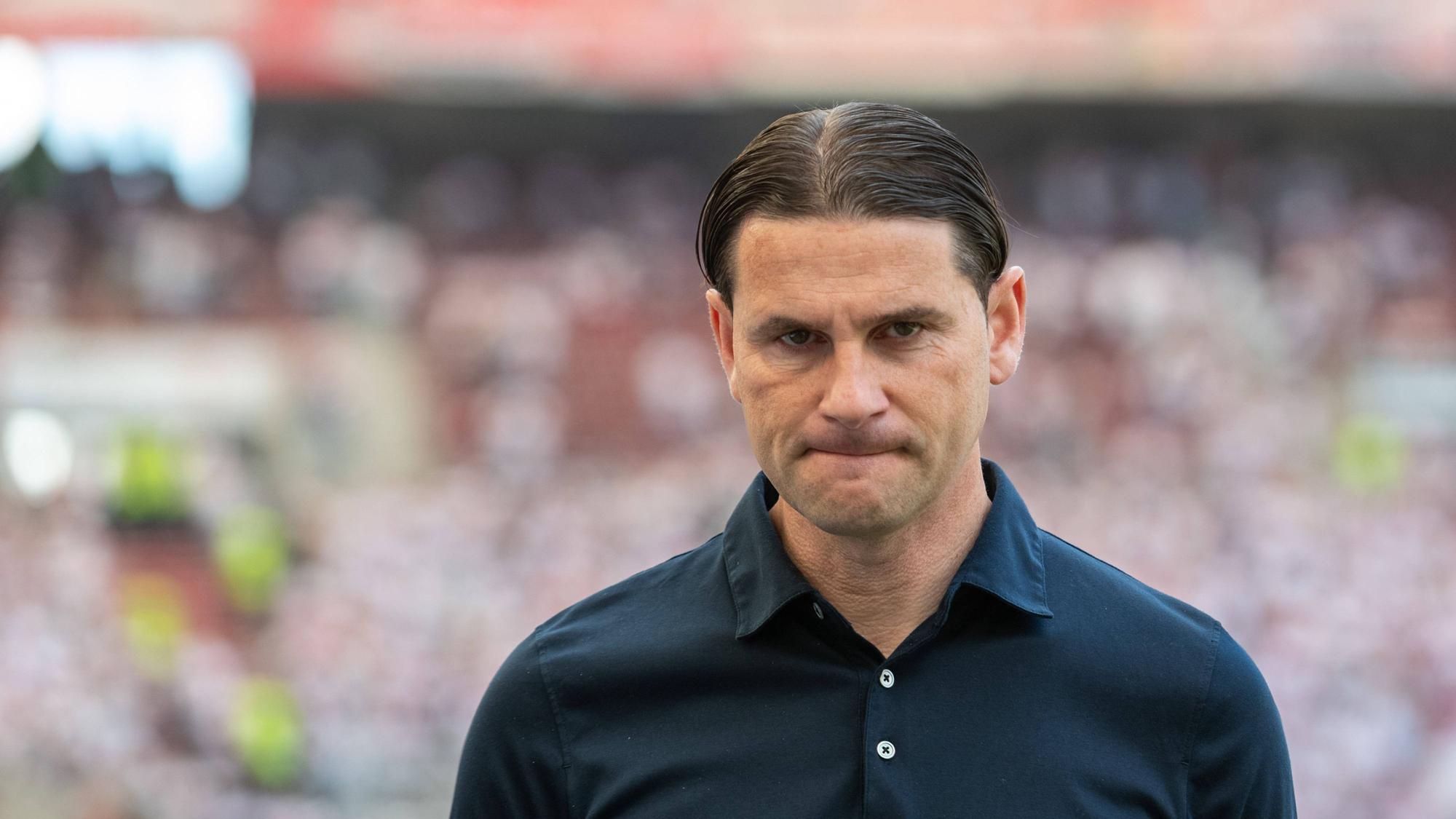 Gerardo Seoane mit enttäuschter Mimik.